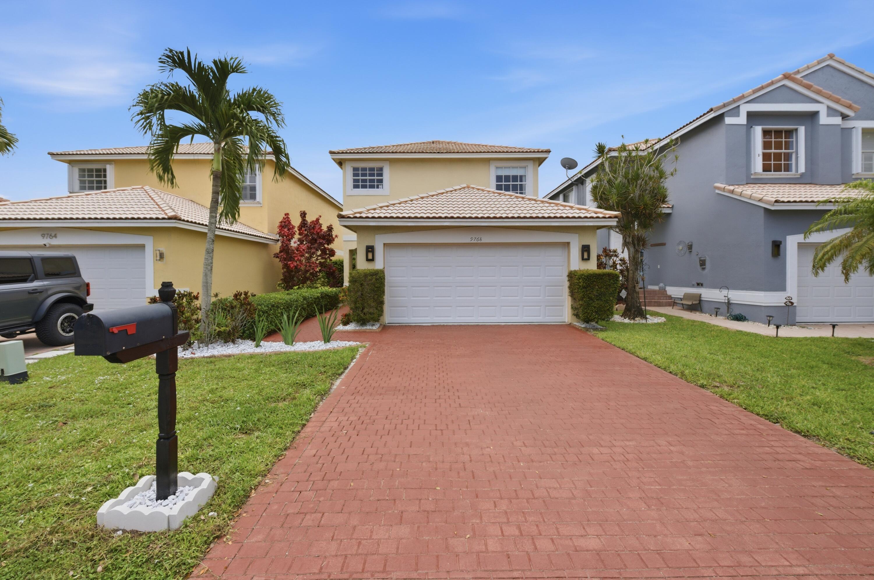 9768 NW 1st Manor