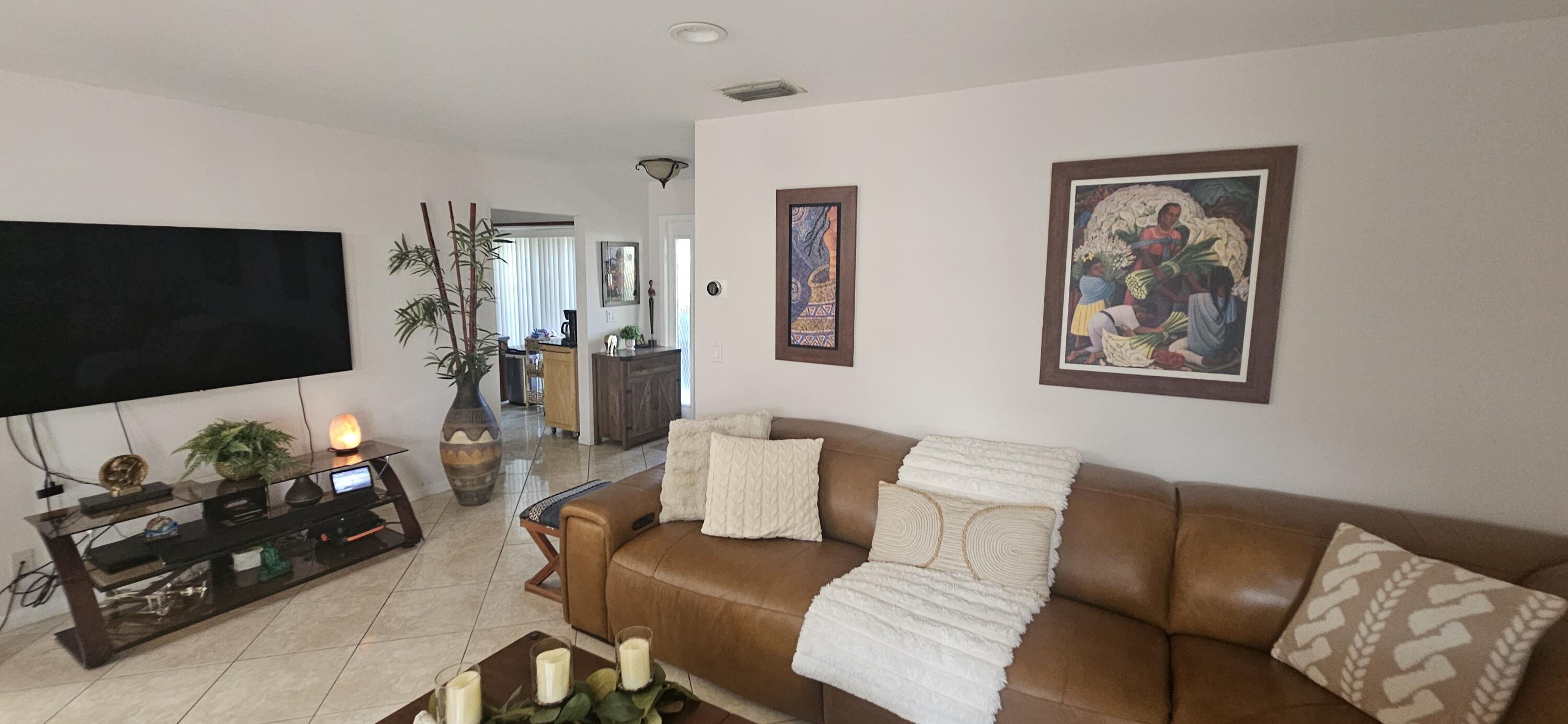 2511 N Carambola Cir Circle N 18102