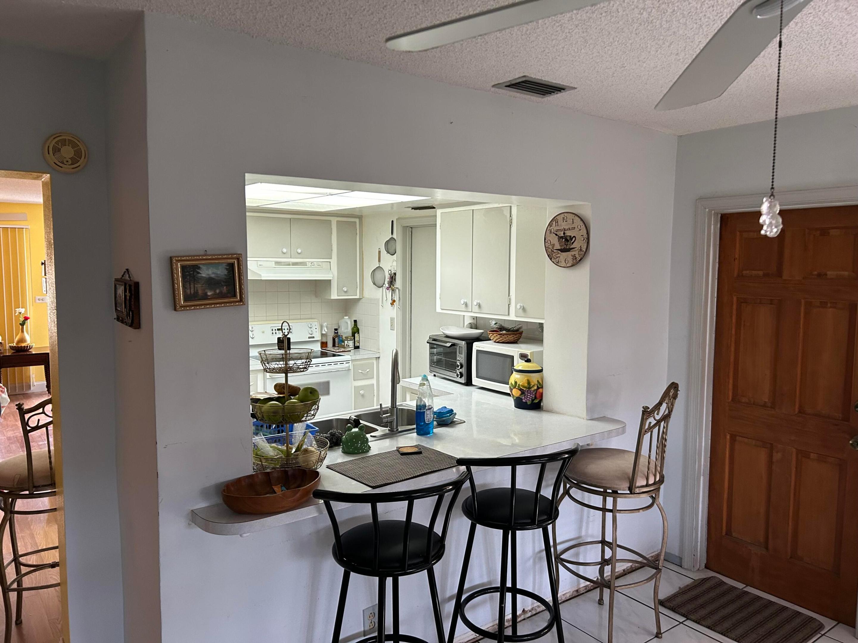4517 NW 49th Street