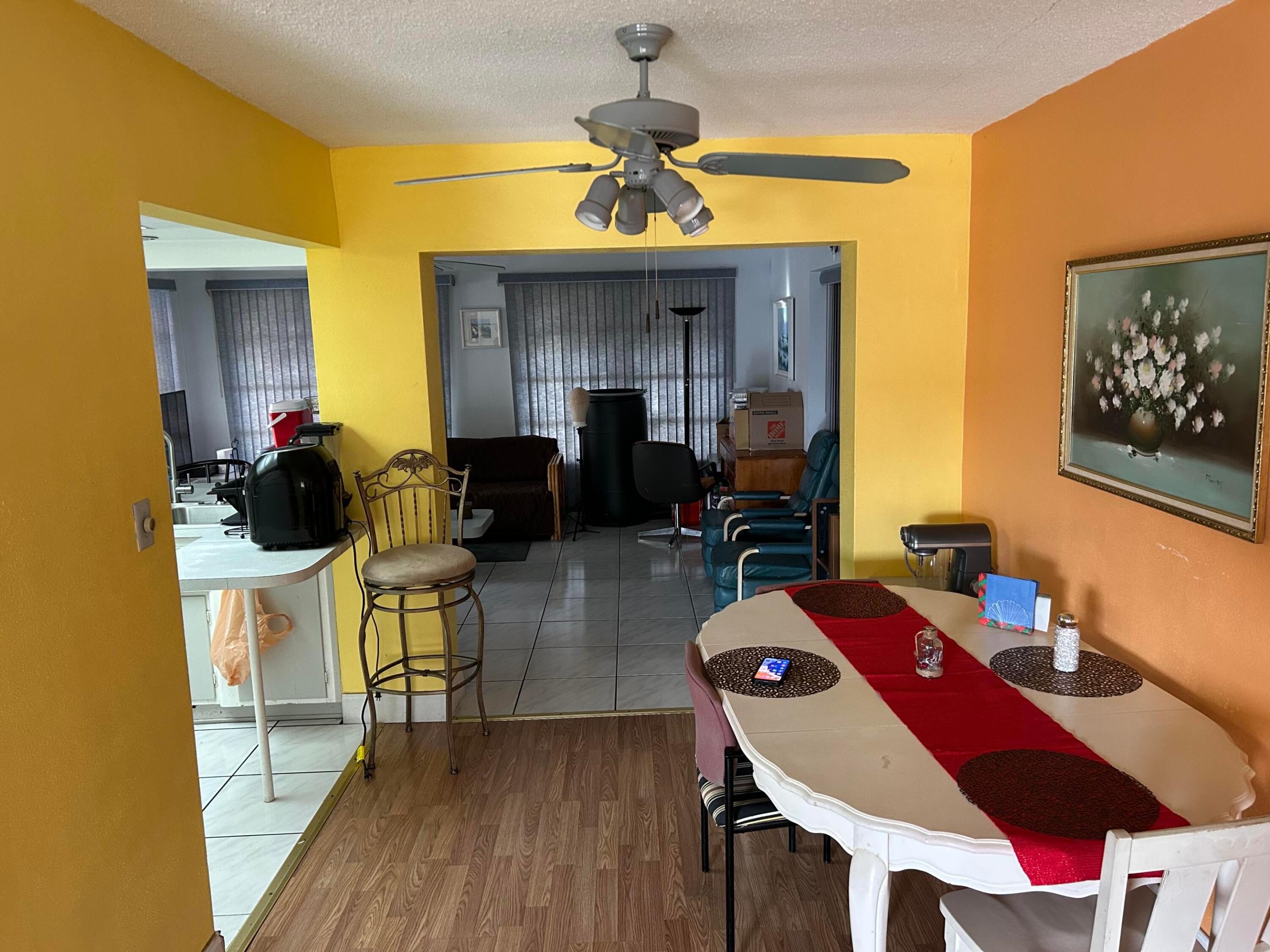 4517 NW 49th Street