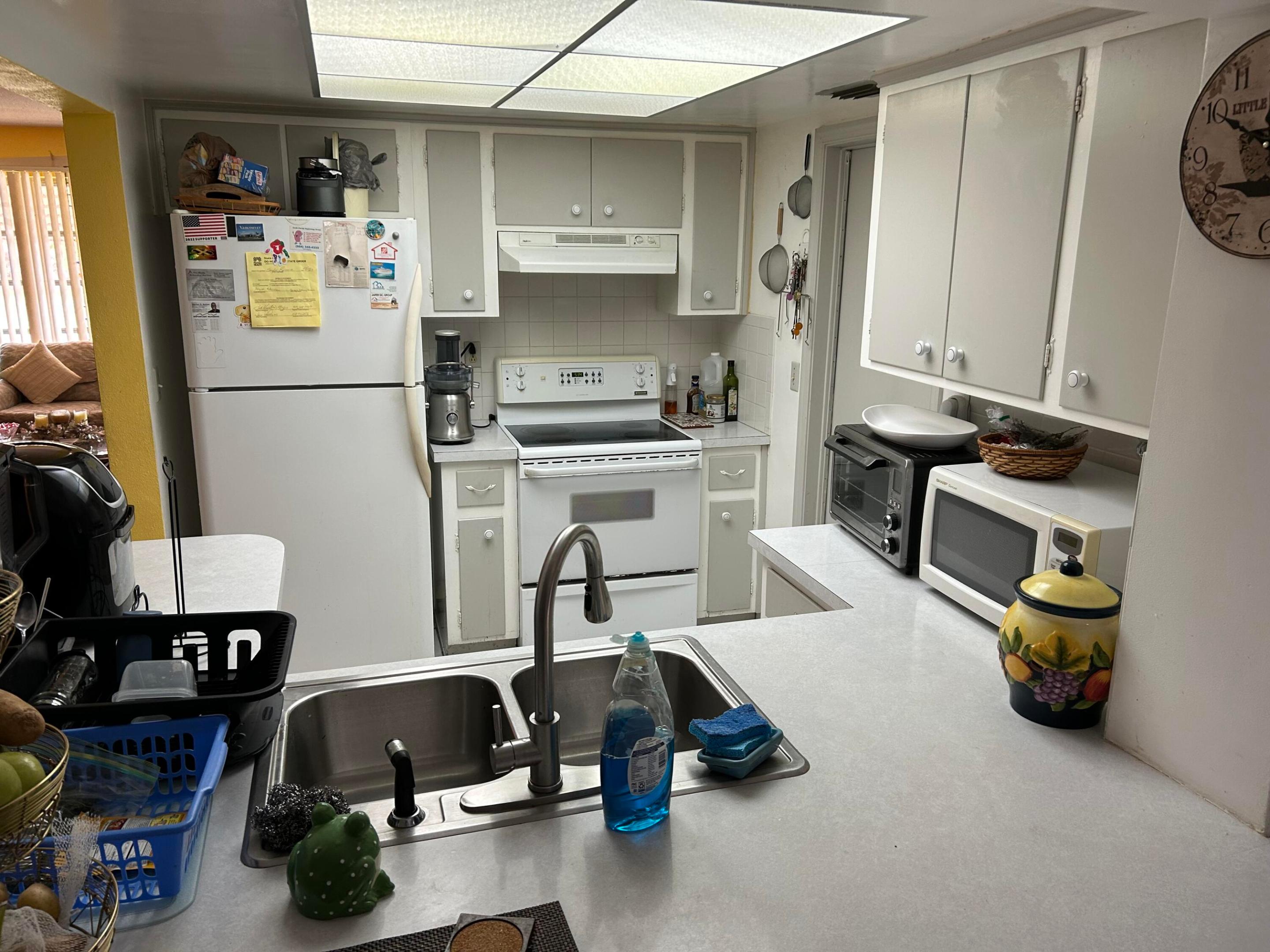 4517 NW 49th Street