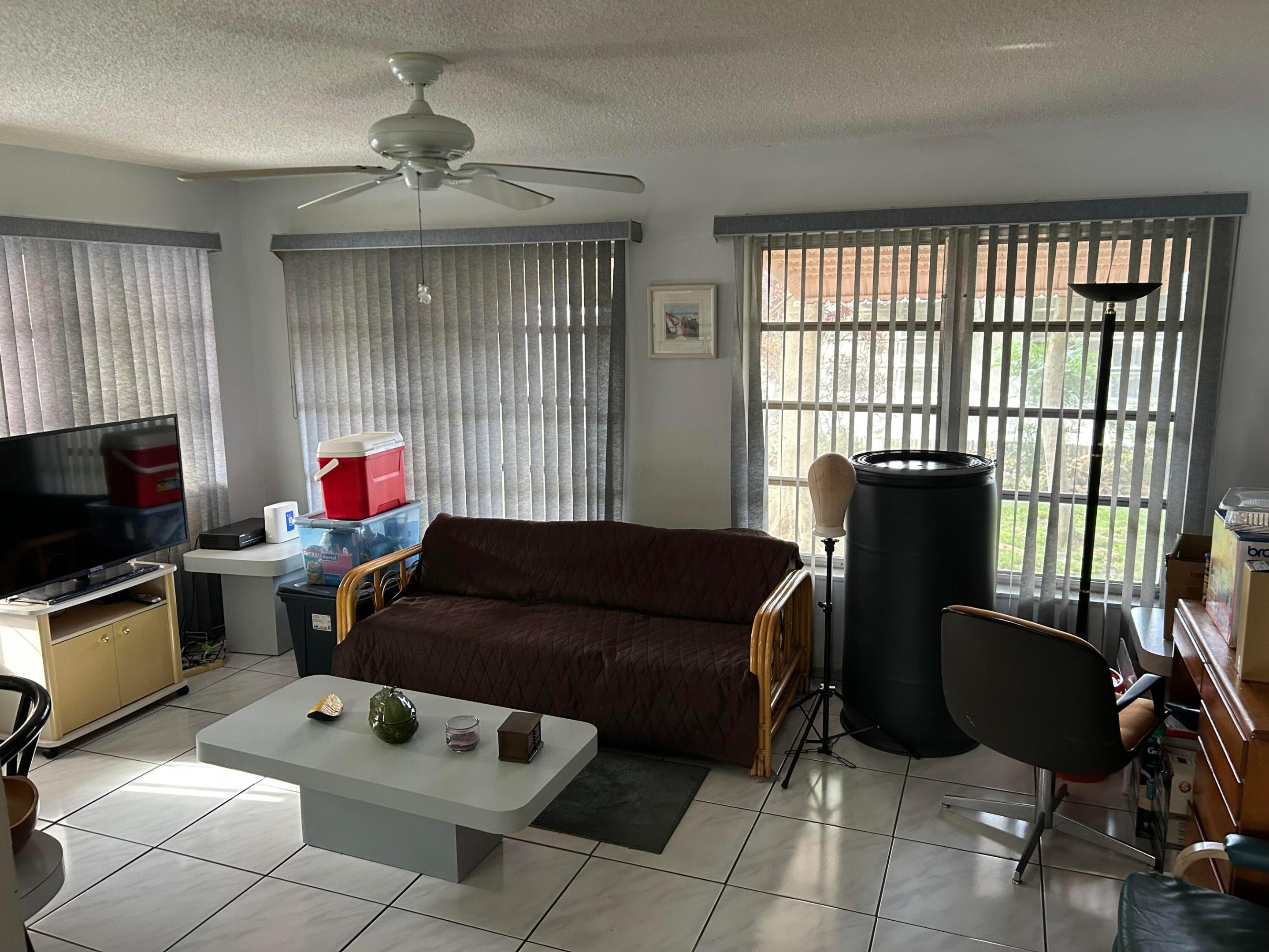 4517 NW 49th Street