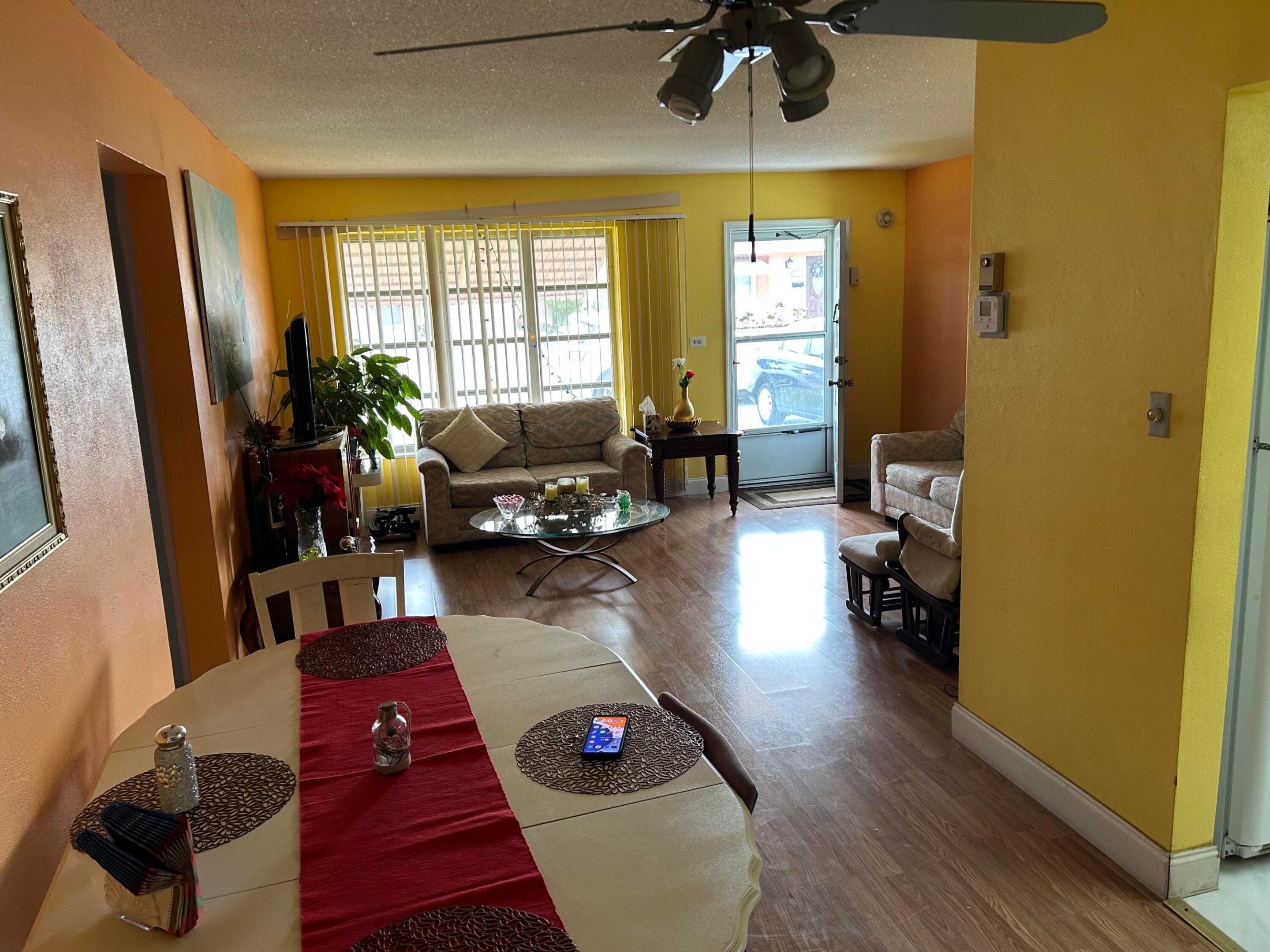 4517 NW 49th Street