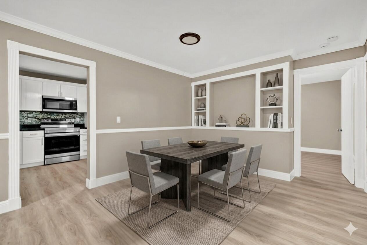 3287 Cocoplum Circle 3321