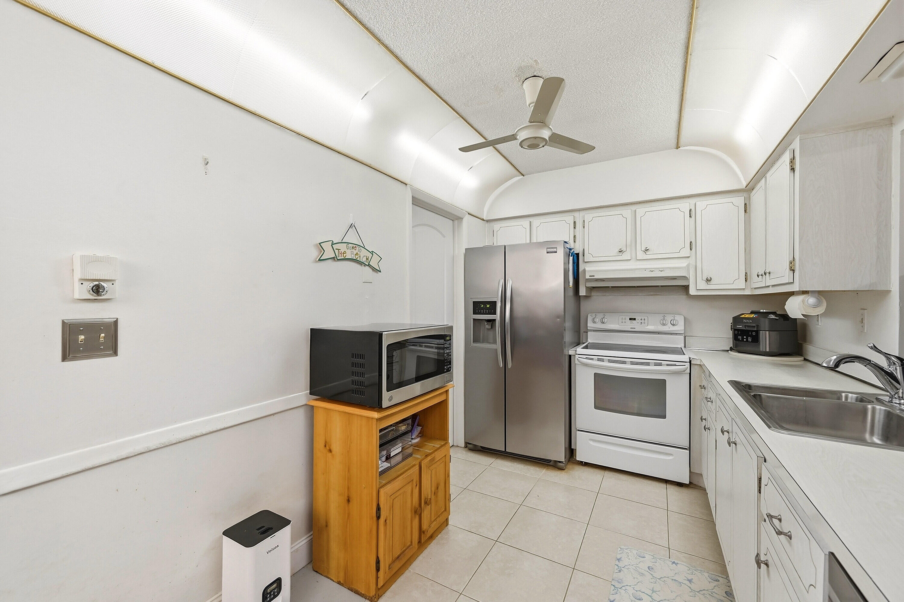9505 NW 73rd Street