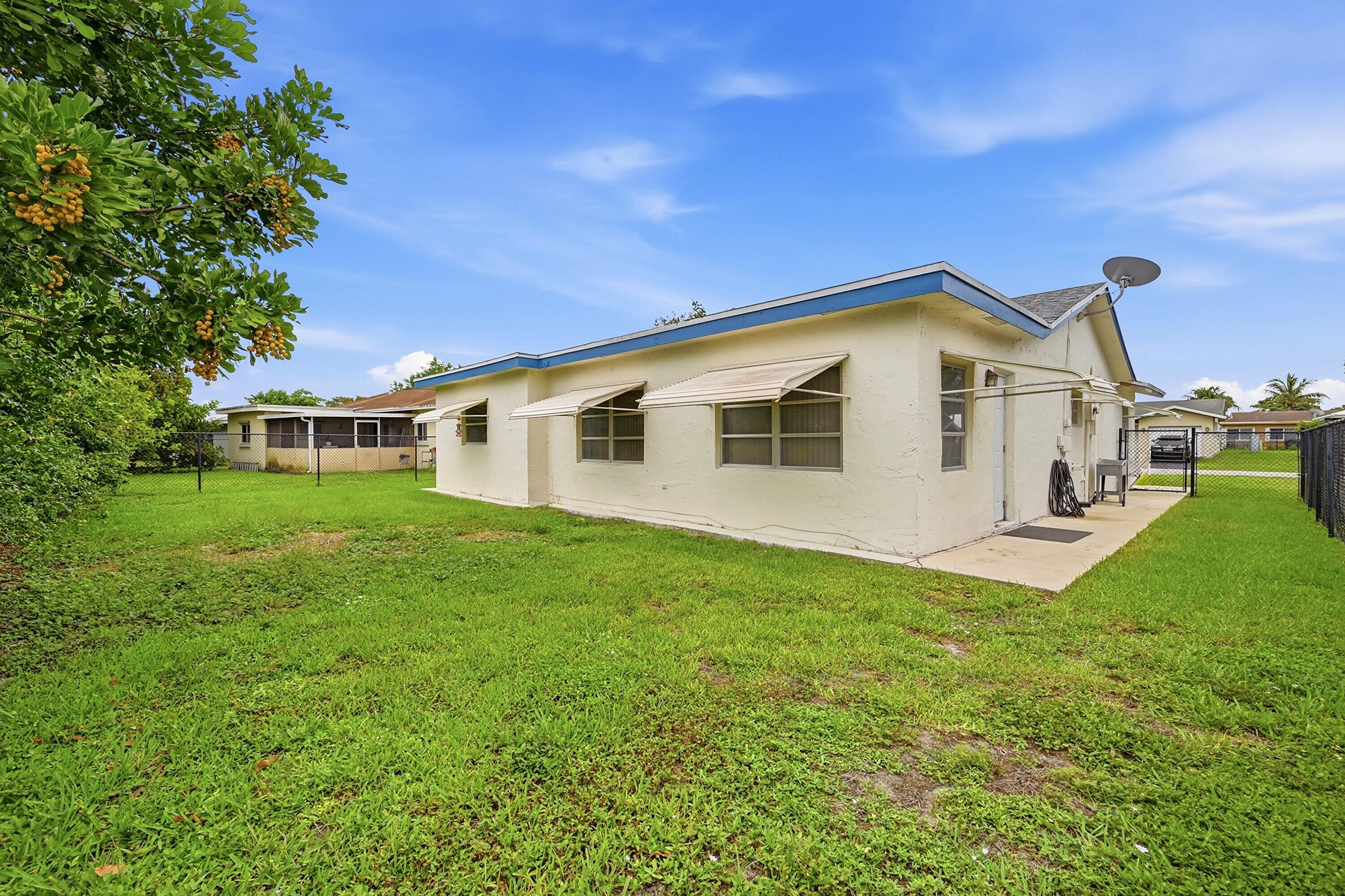 9505 NW 73rd Street