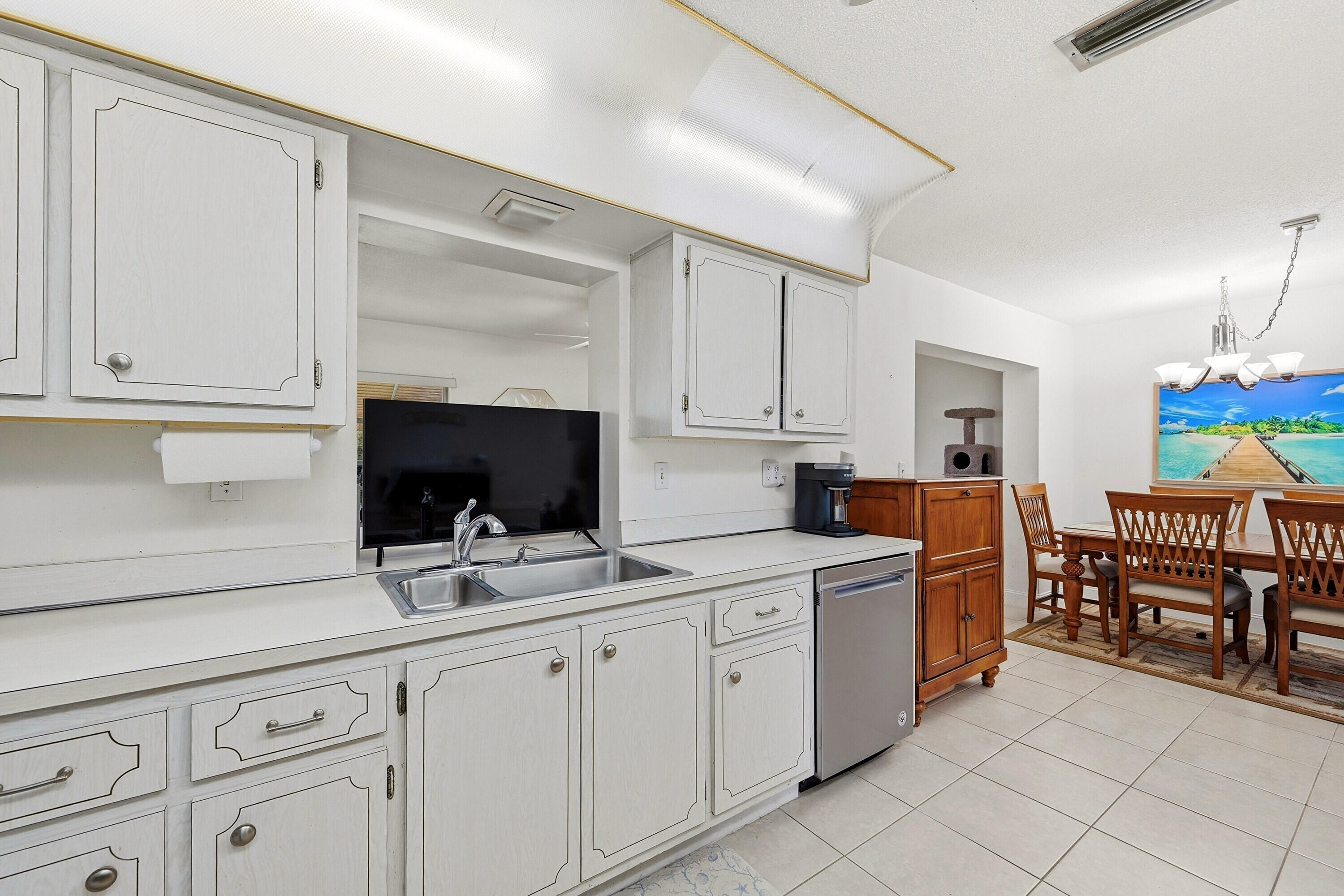 9505 NW 73rd Street