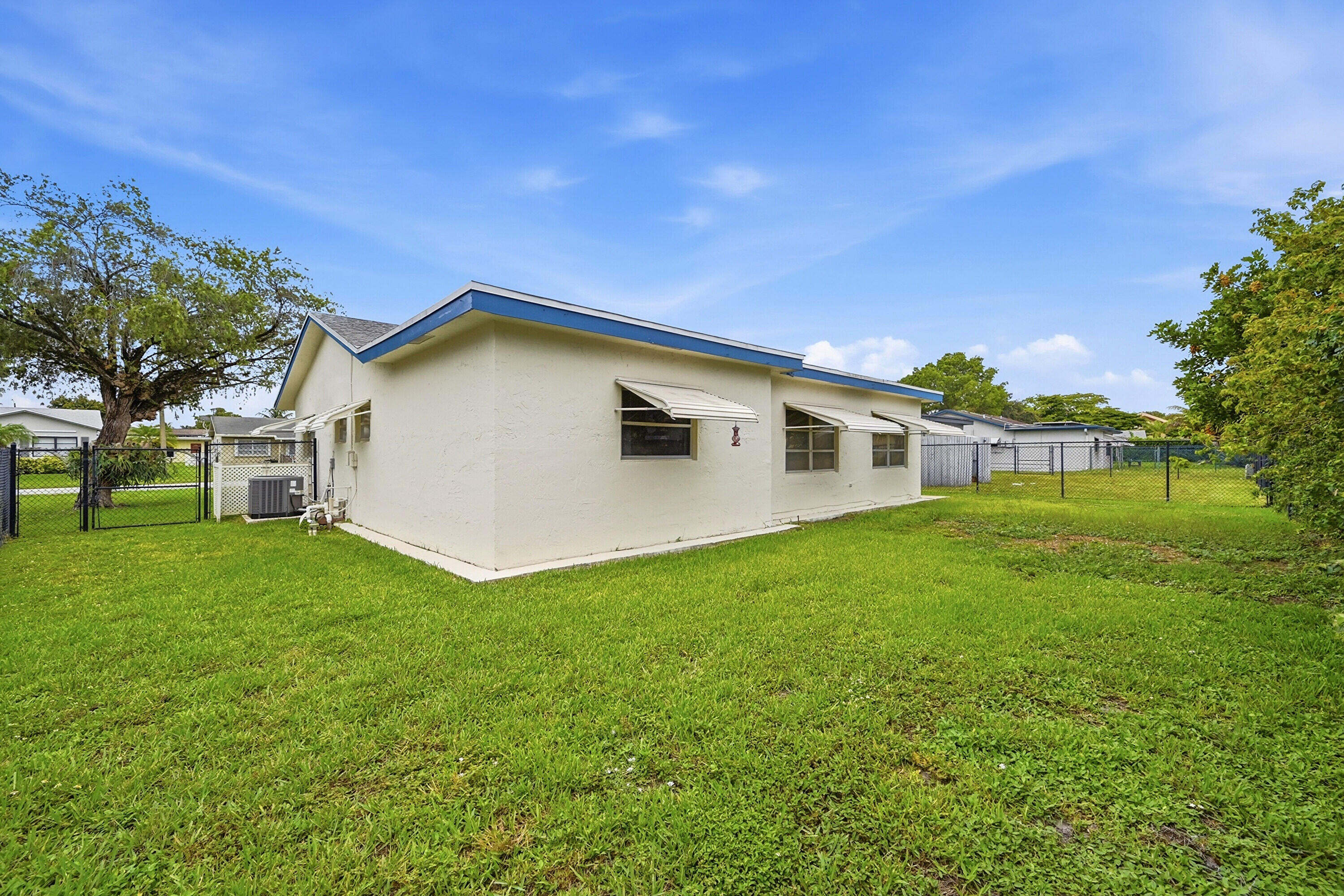 9505 NW 73rd Street