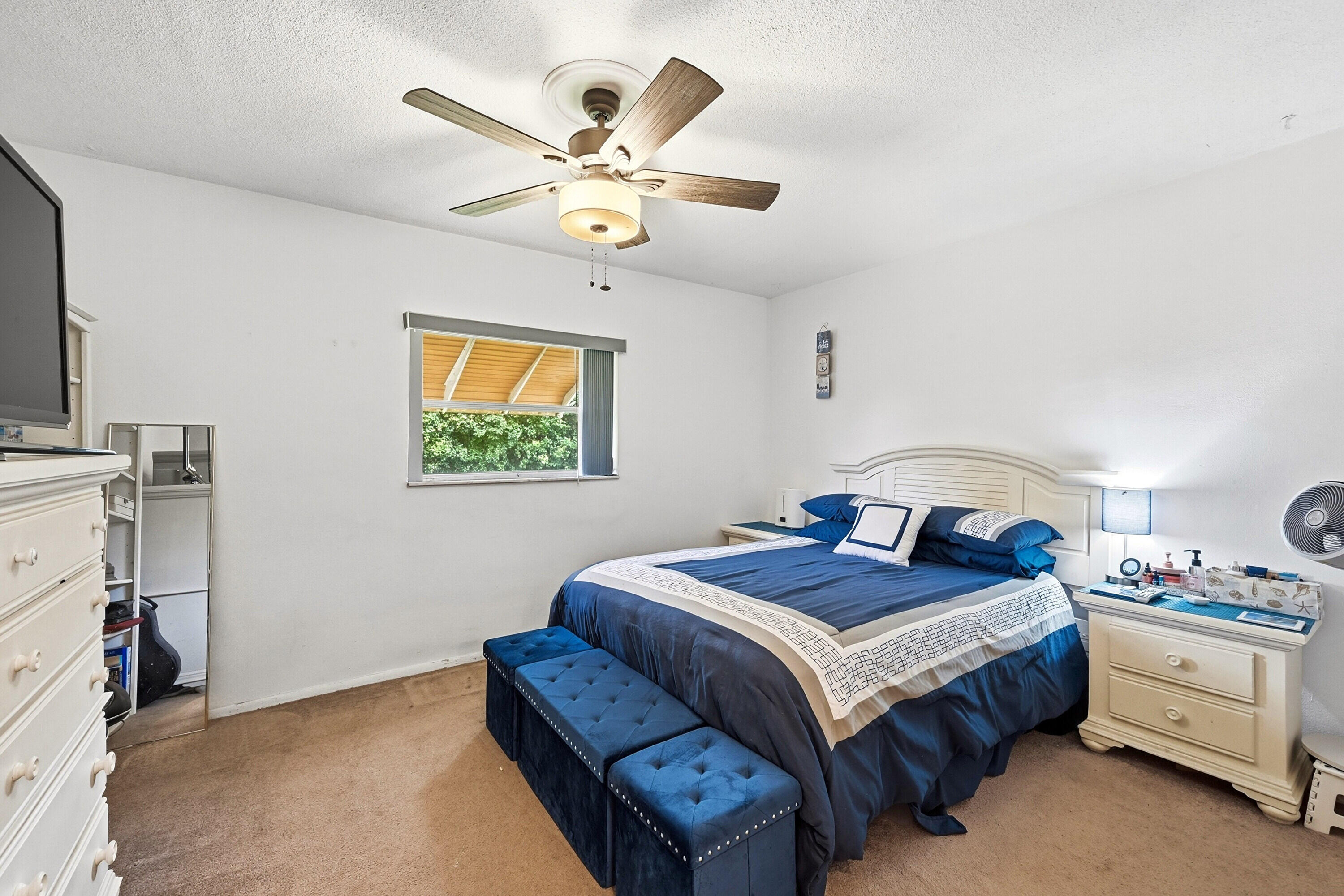 9505 NW 73rd Street