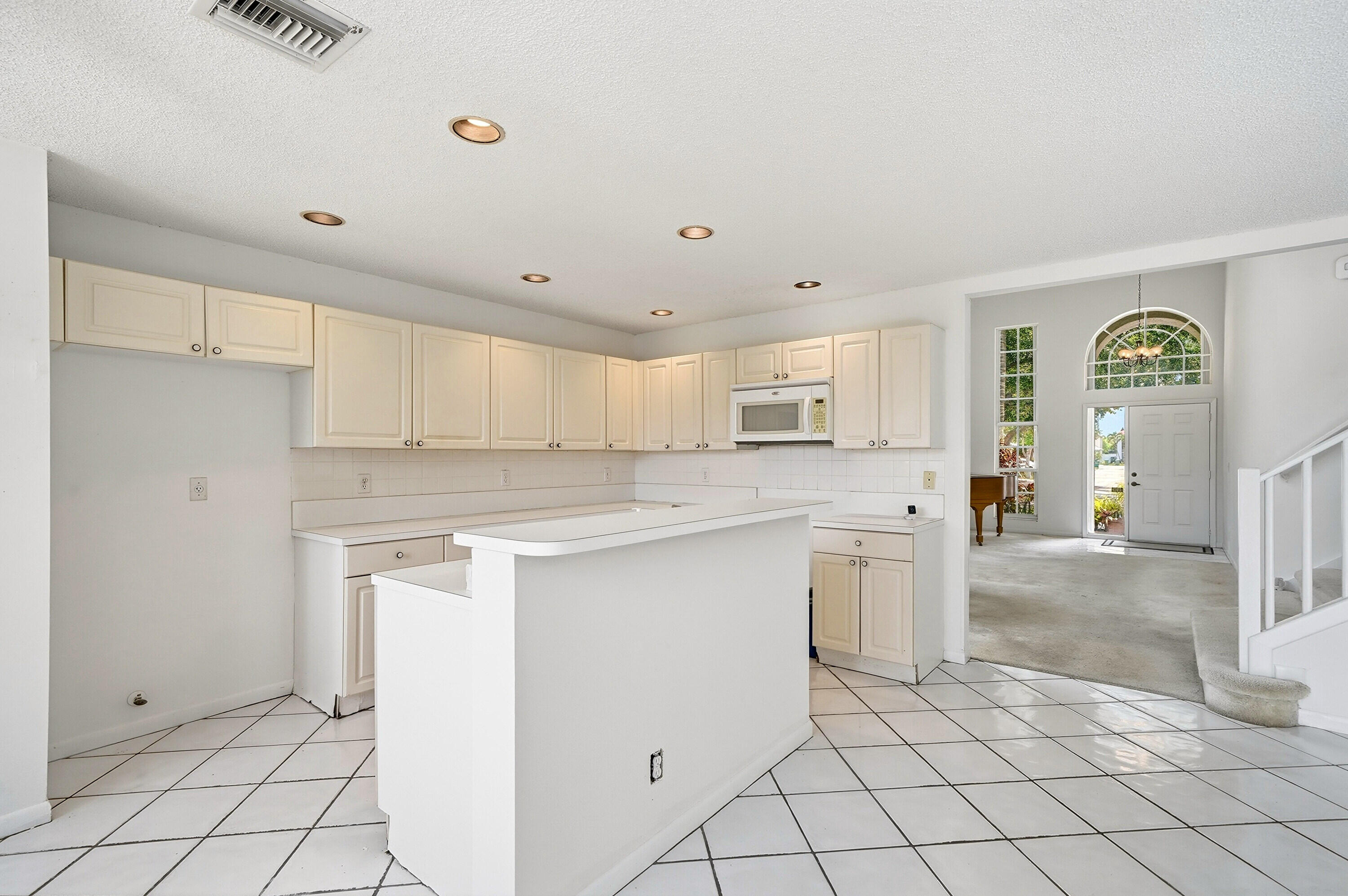 6851 NW 27th Street