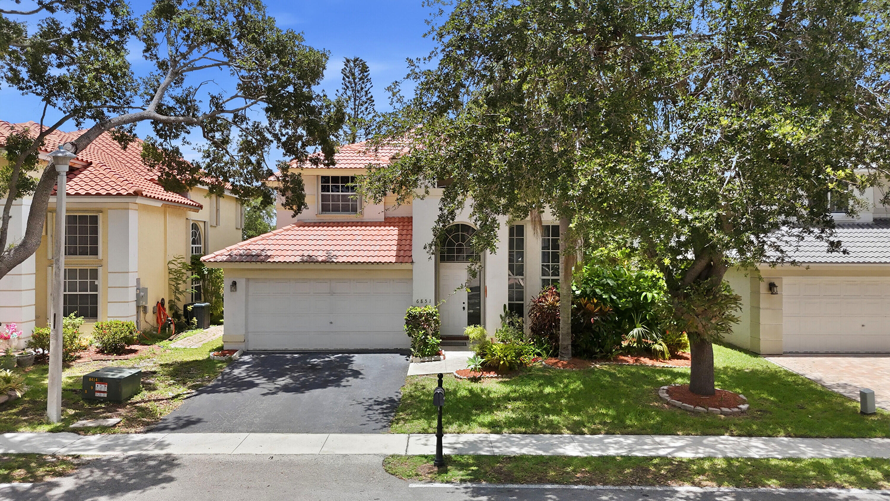 6851 NW 27th Street