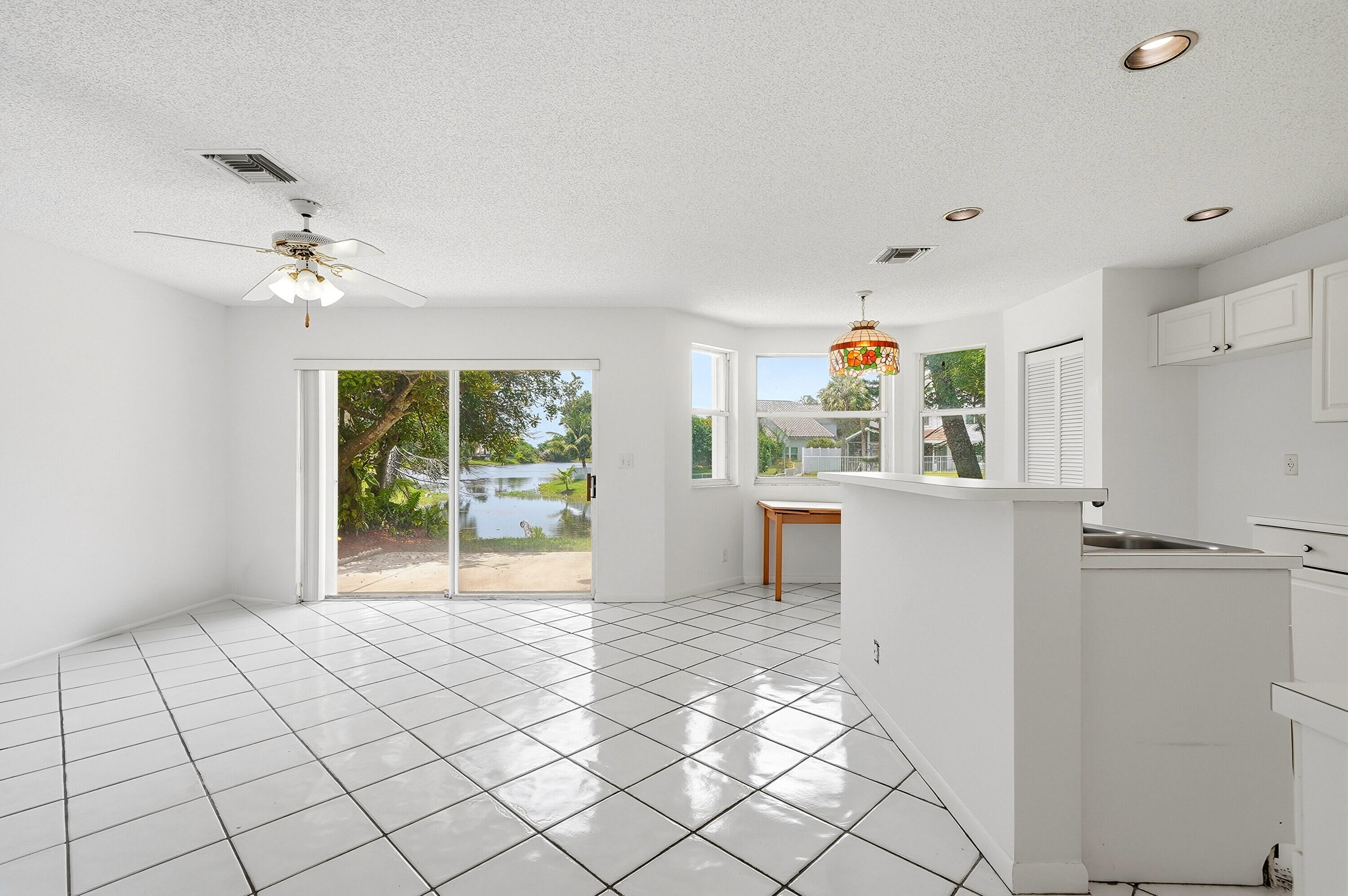 6851 NW 27th Street