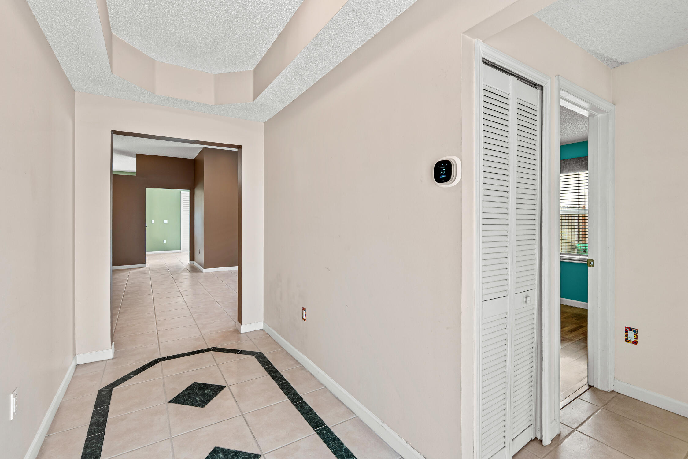 376 E Royal Cove Circle