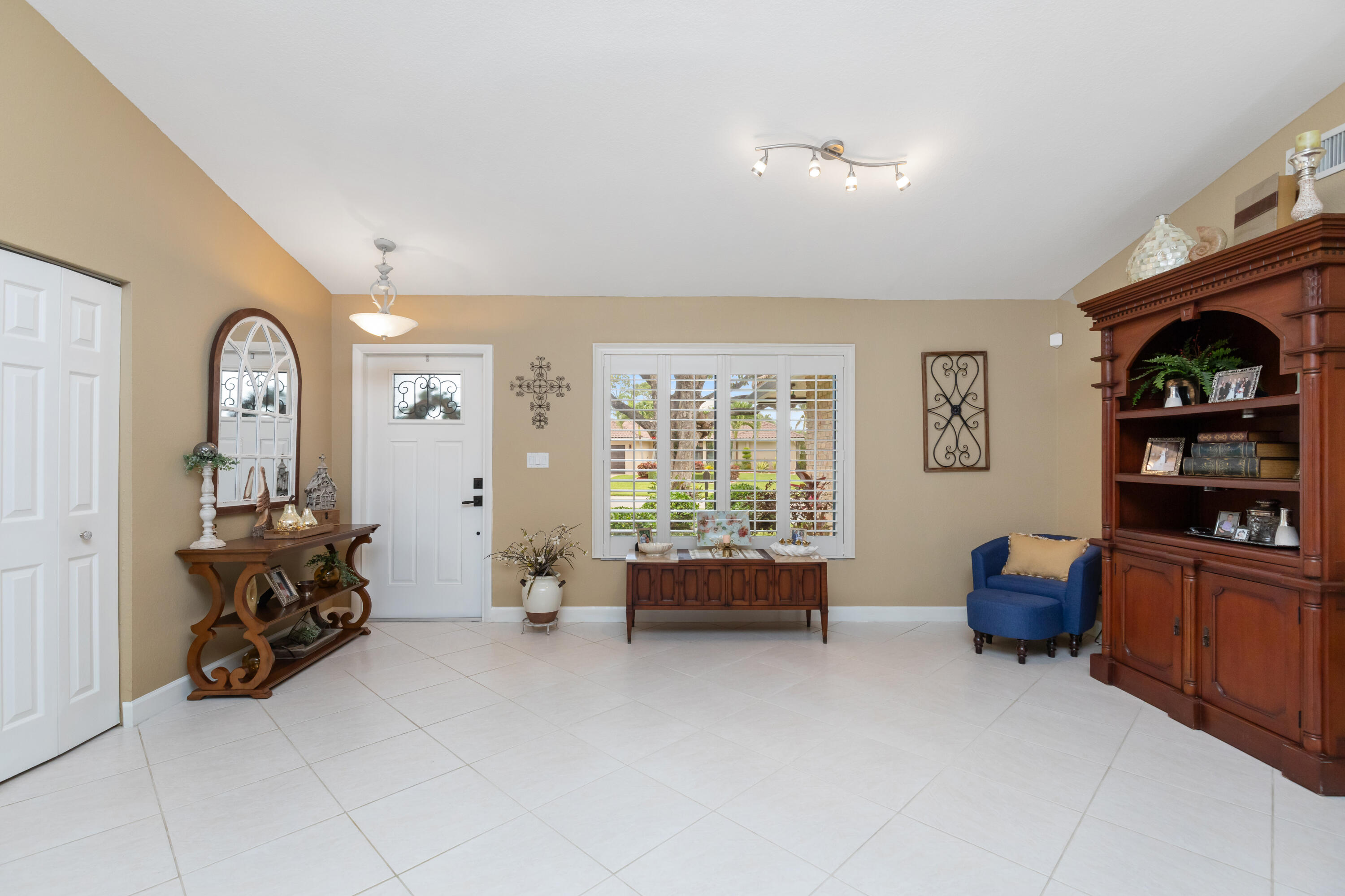 1933 NW 80th Lane