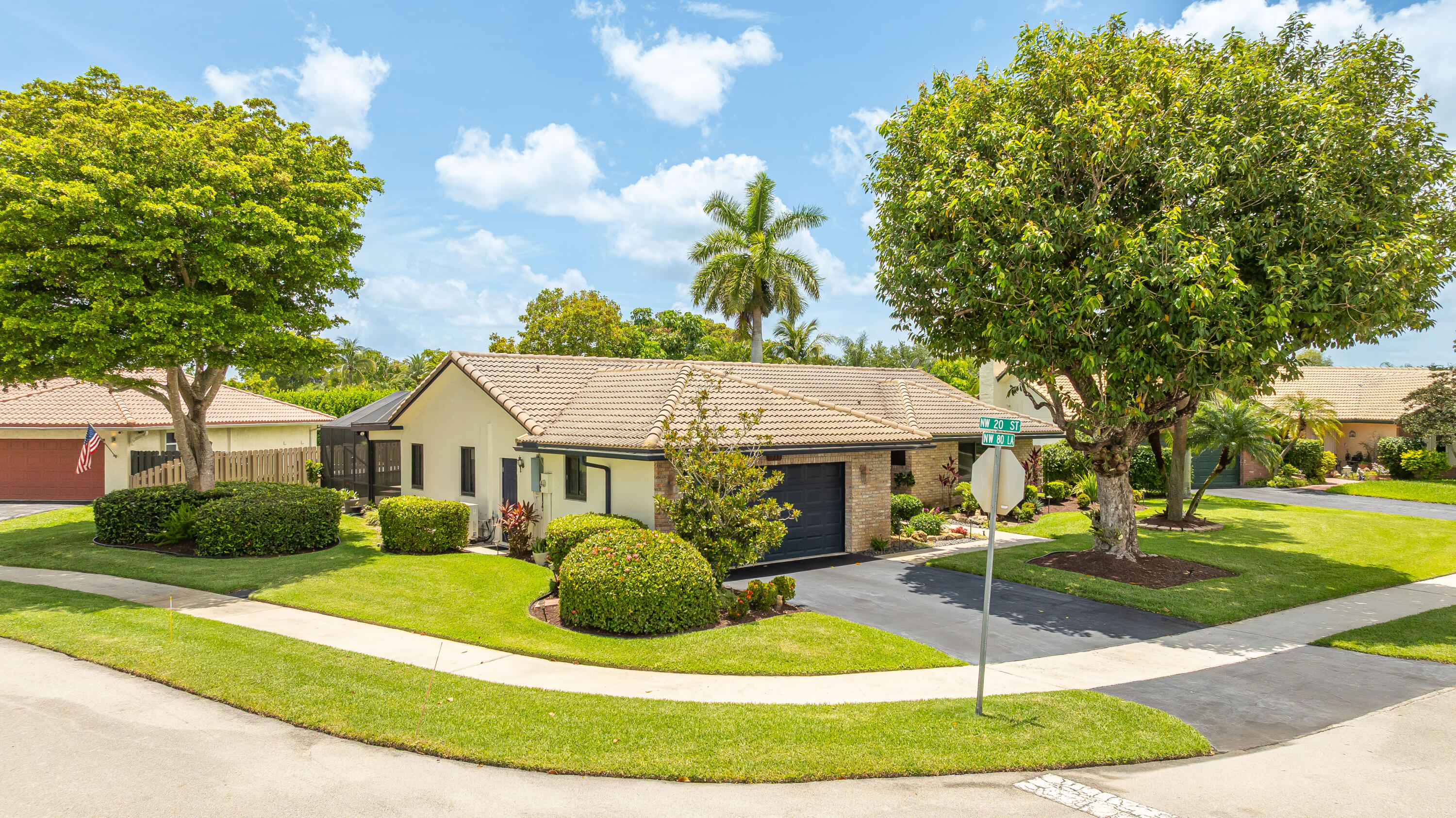 1933 NW 80th Lane