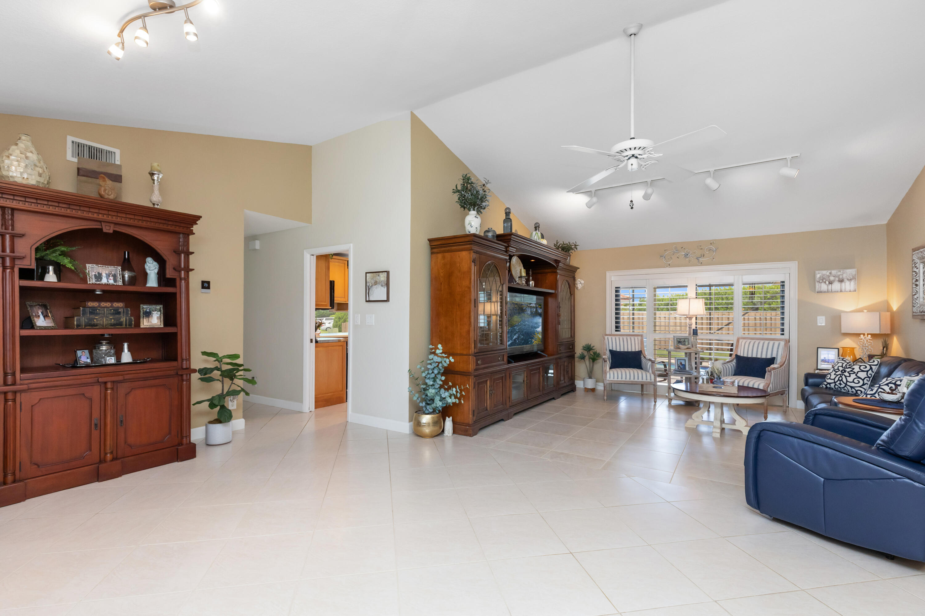 1933 NW 80th Lane