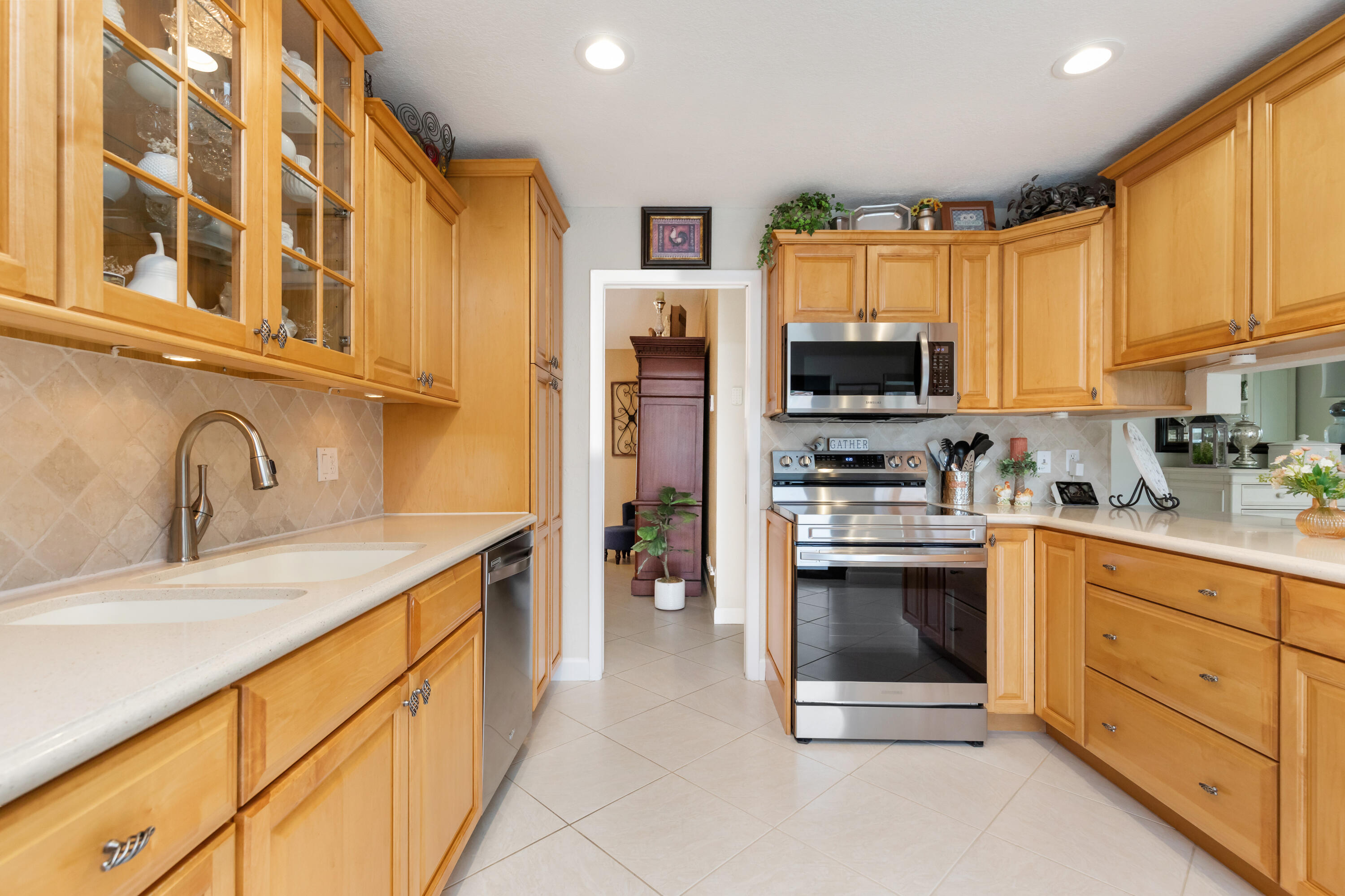 1933 NW 80th Lane