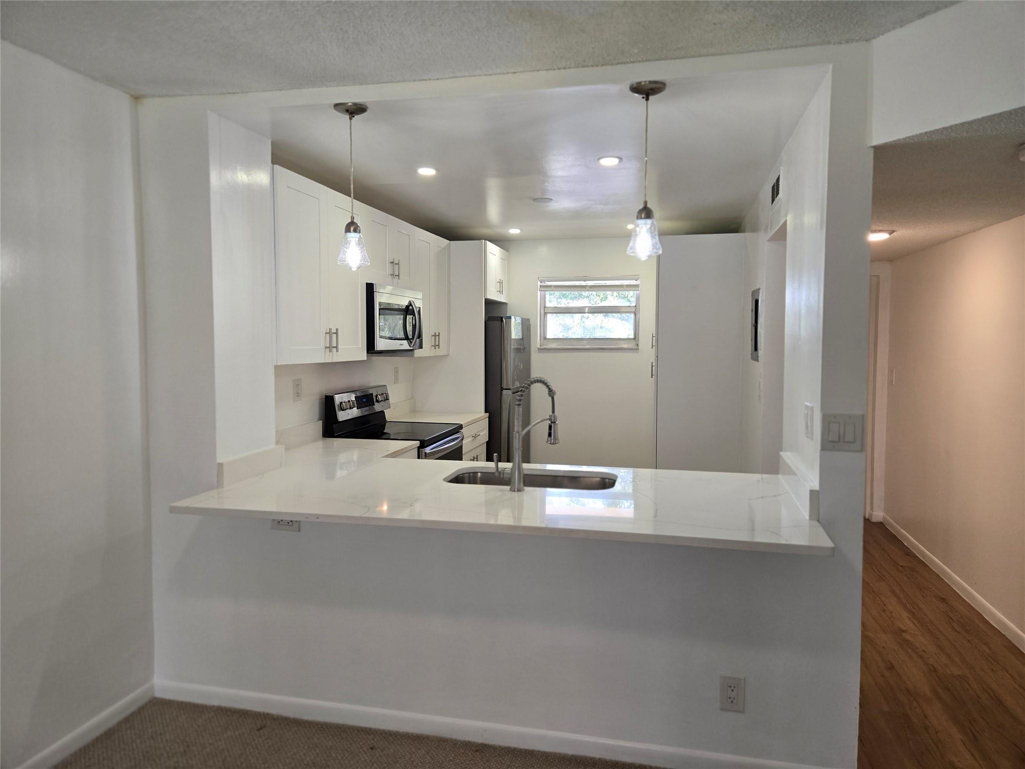 1100 NW 87th Avenue 202