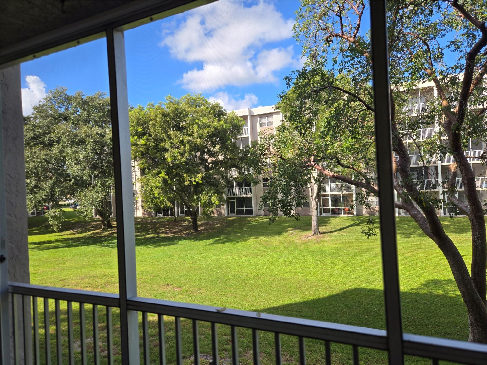1100 NW 87th Avenue 202
