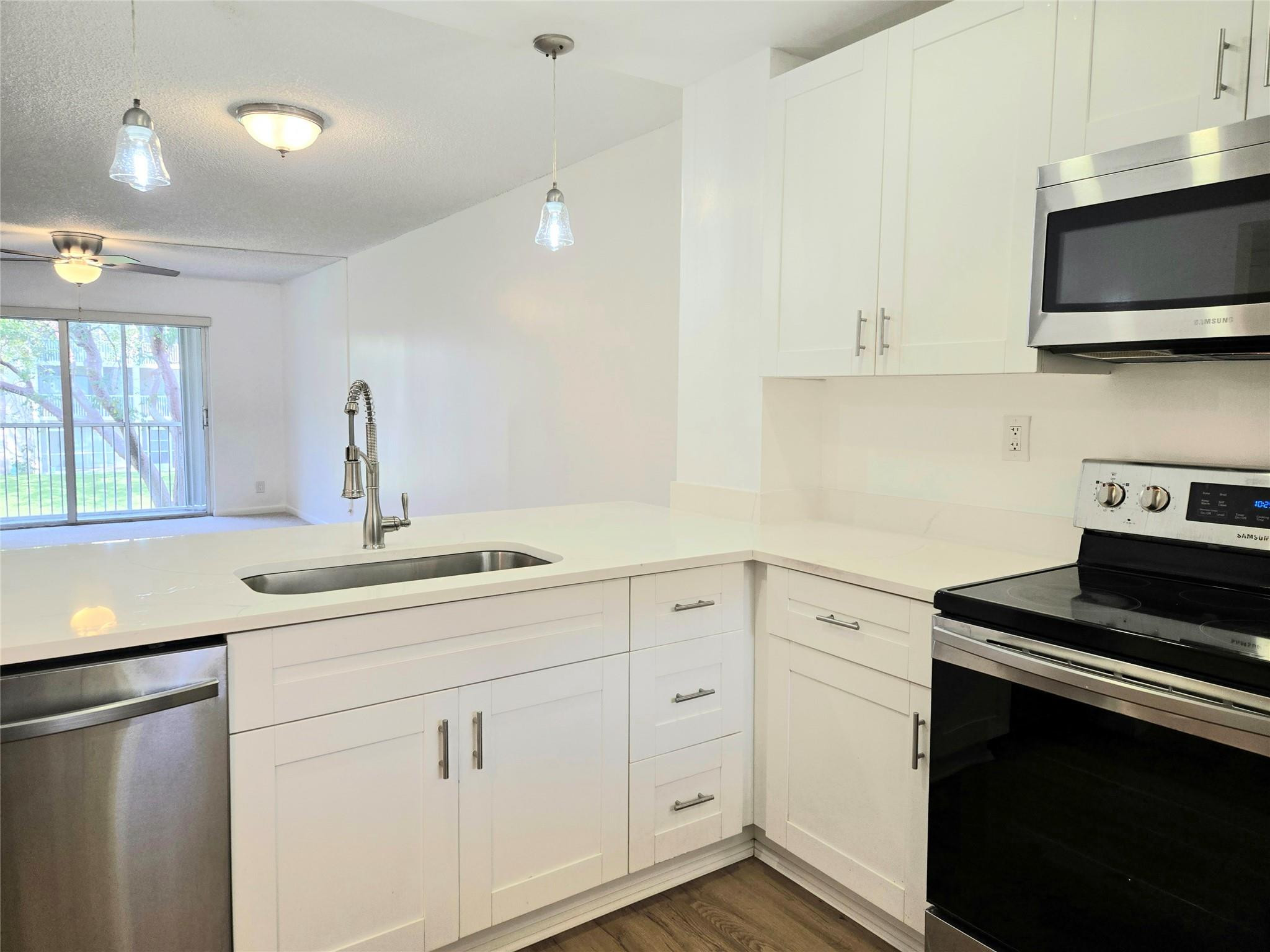 1100 NW 87th Avenue 202