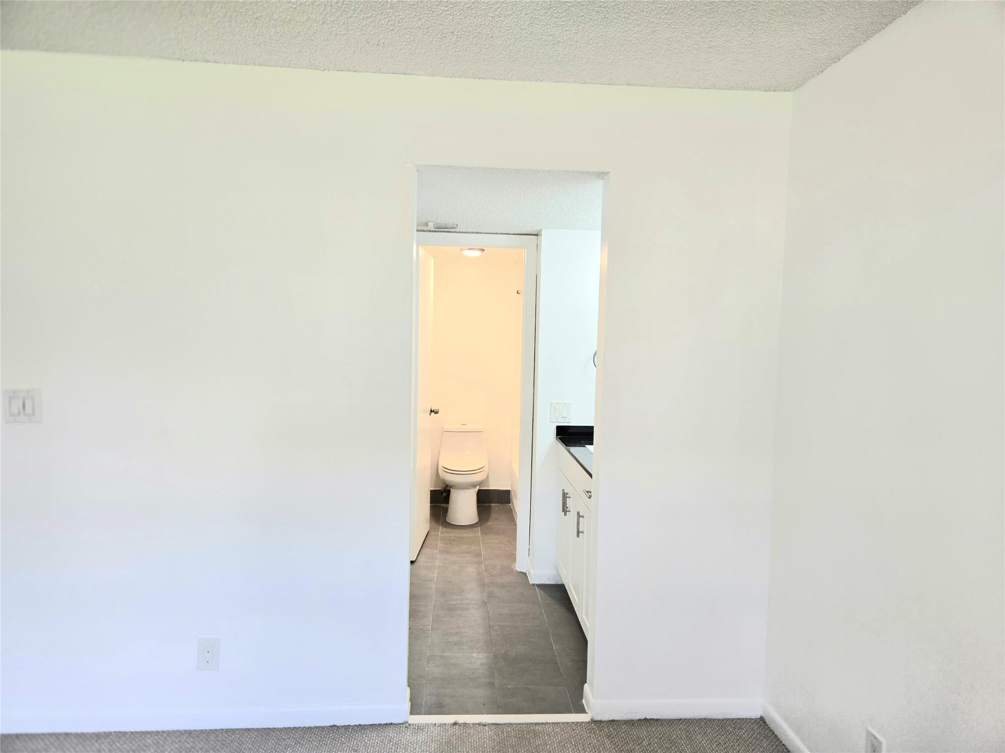 1100 NW 87th Avenue 202