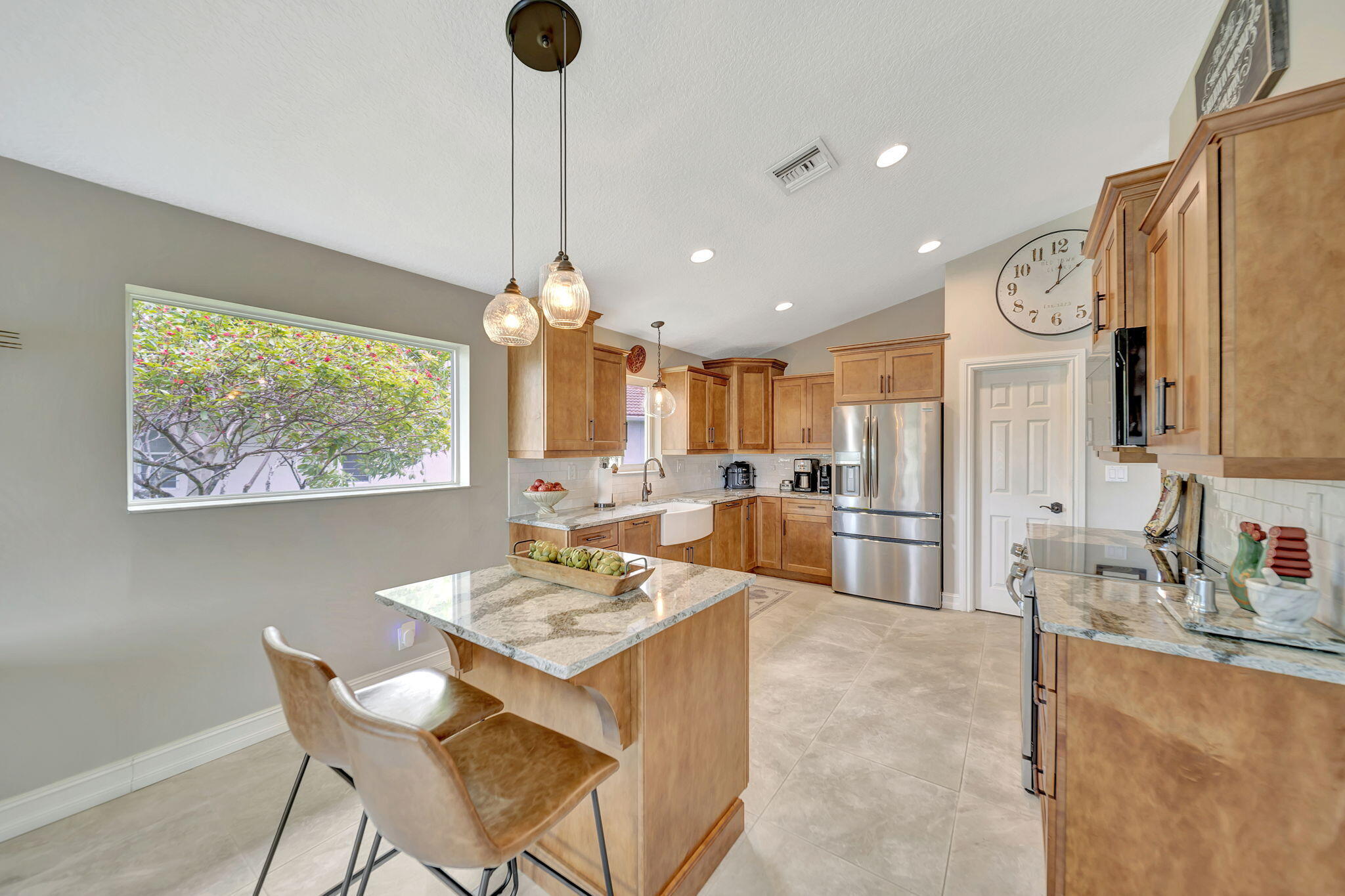 5705 NW 48th Court