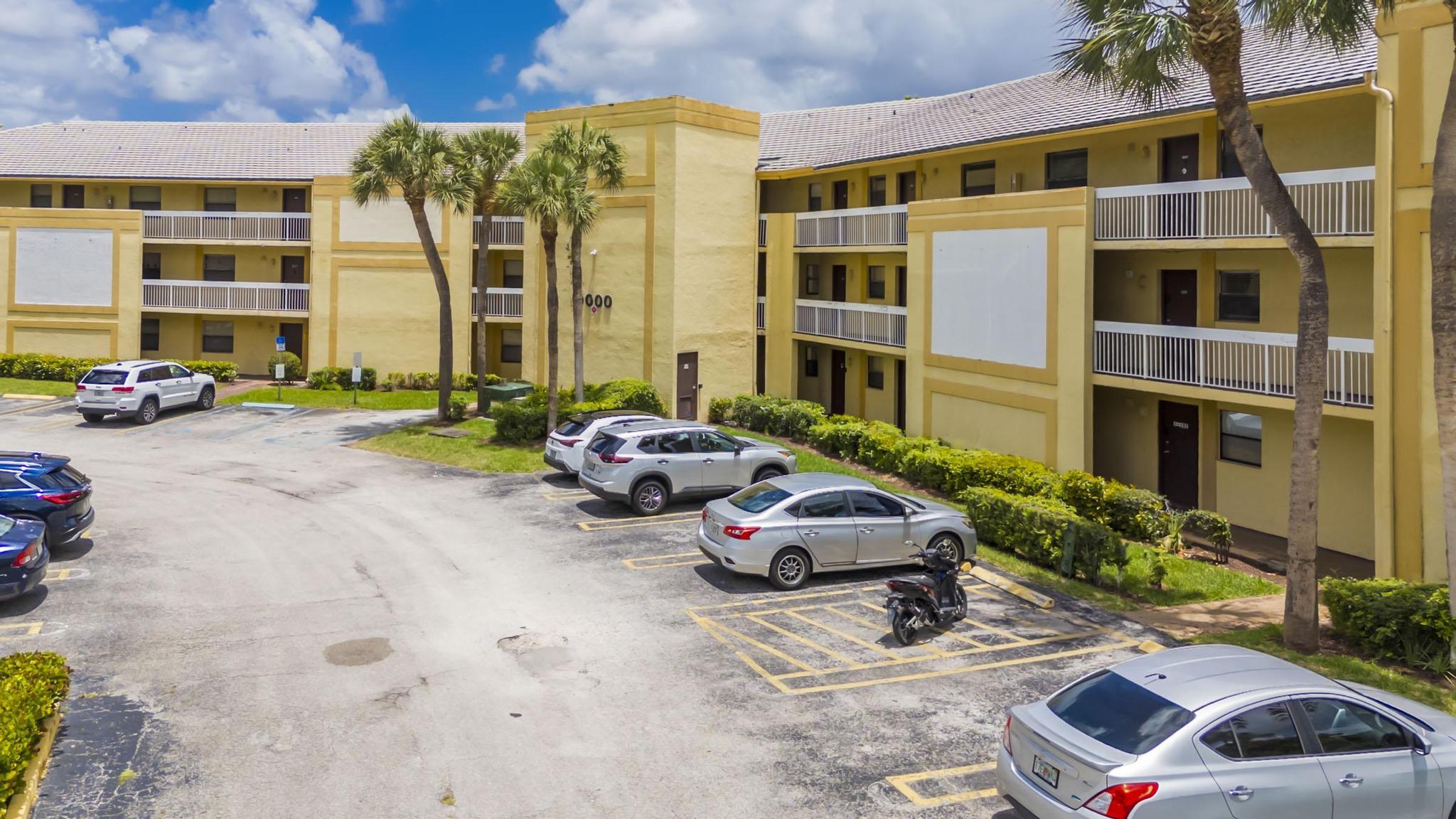 9000 NW 28th Drive 1-204