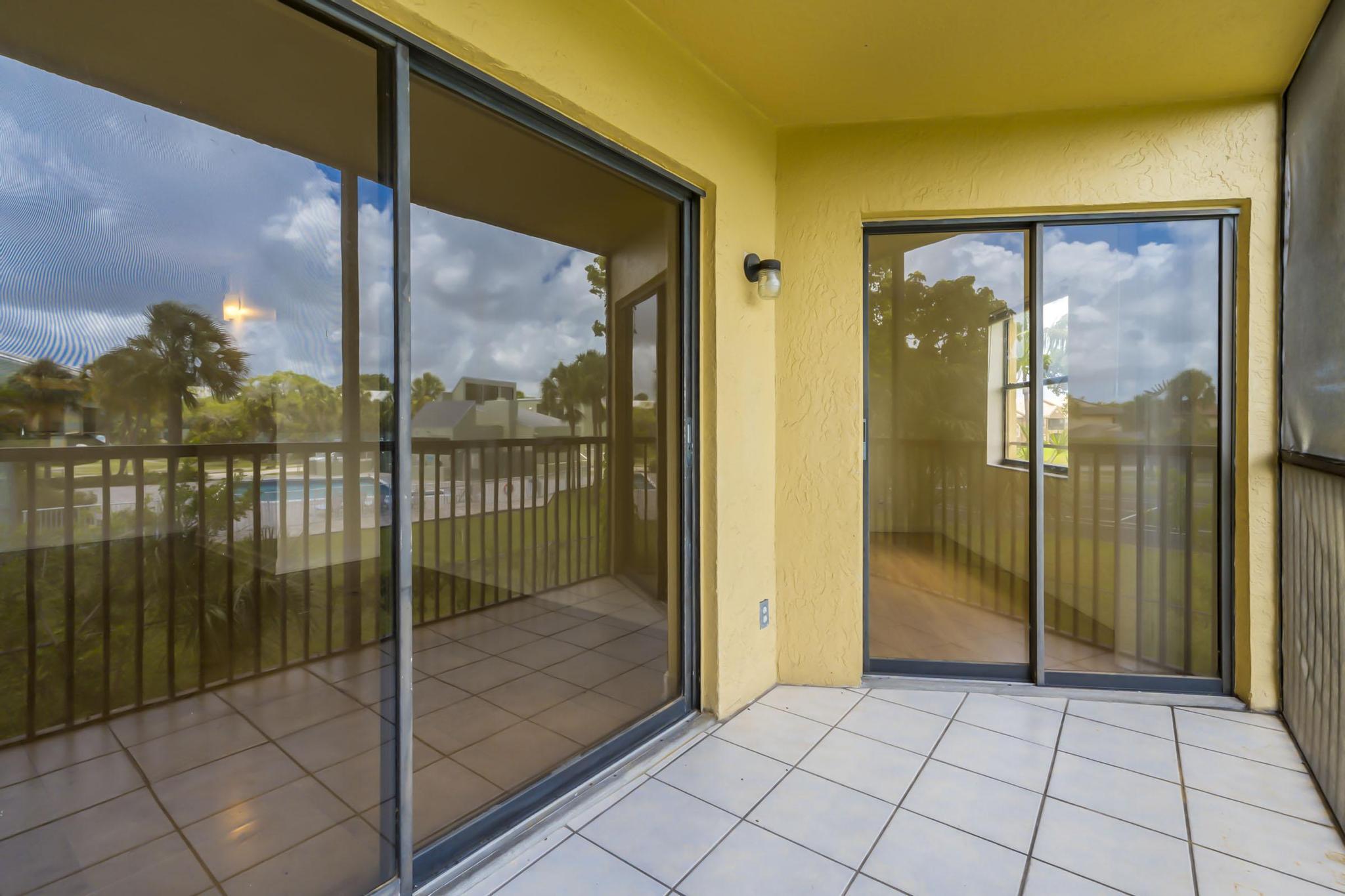 9000 NW 28th Drive 1-204