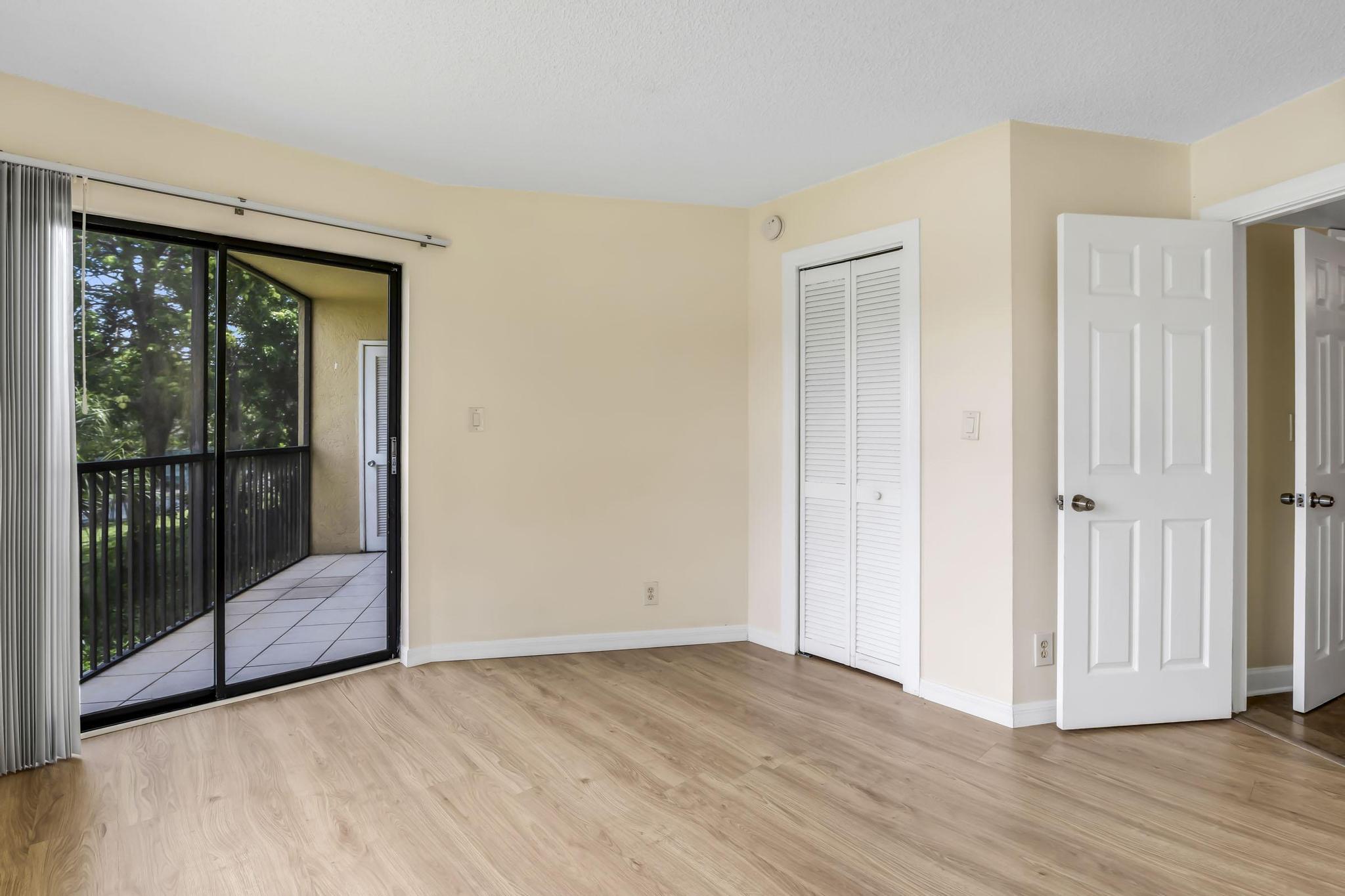9000 NW 28th Drive 1-204