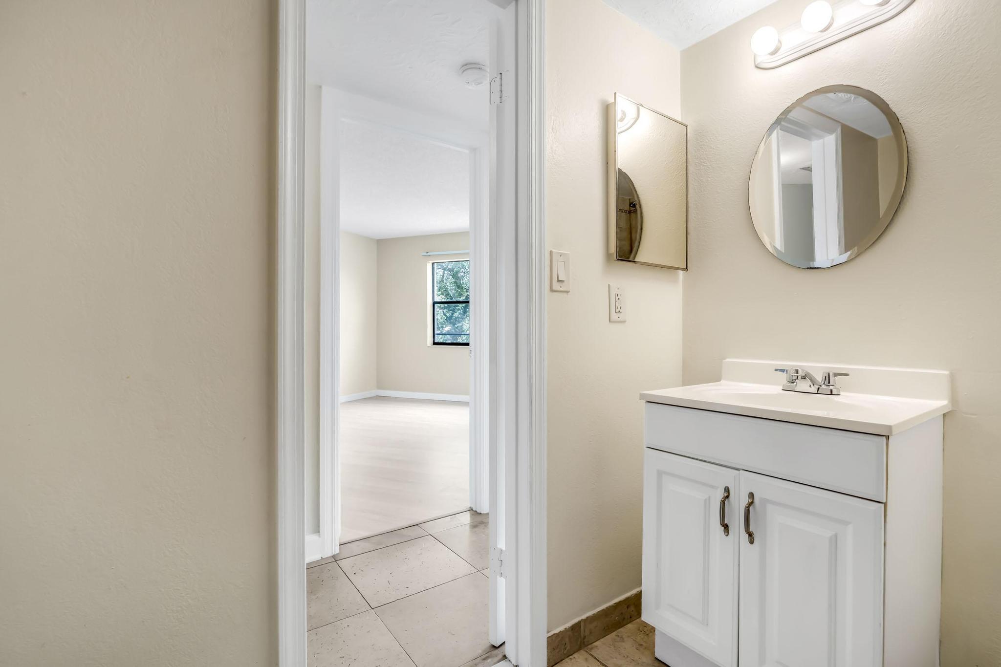 9000 NW 28th Drive 1-204