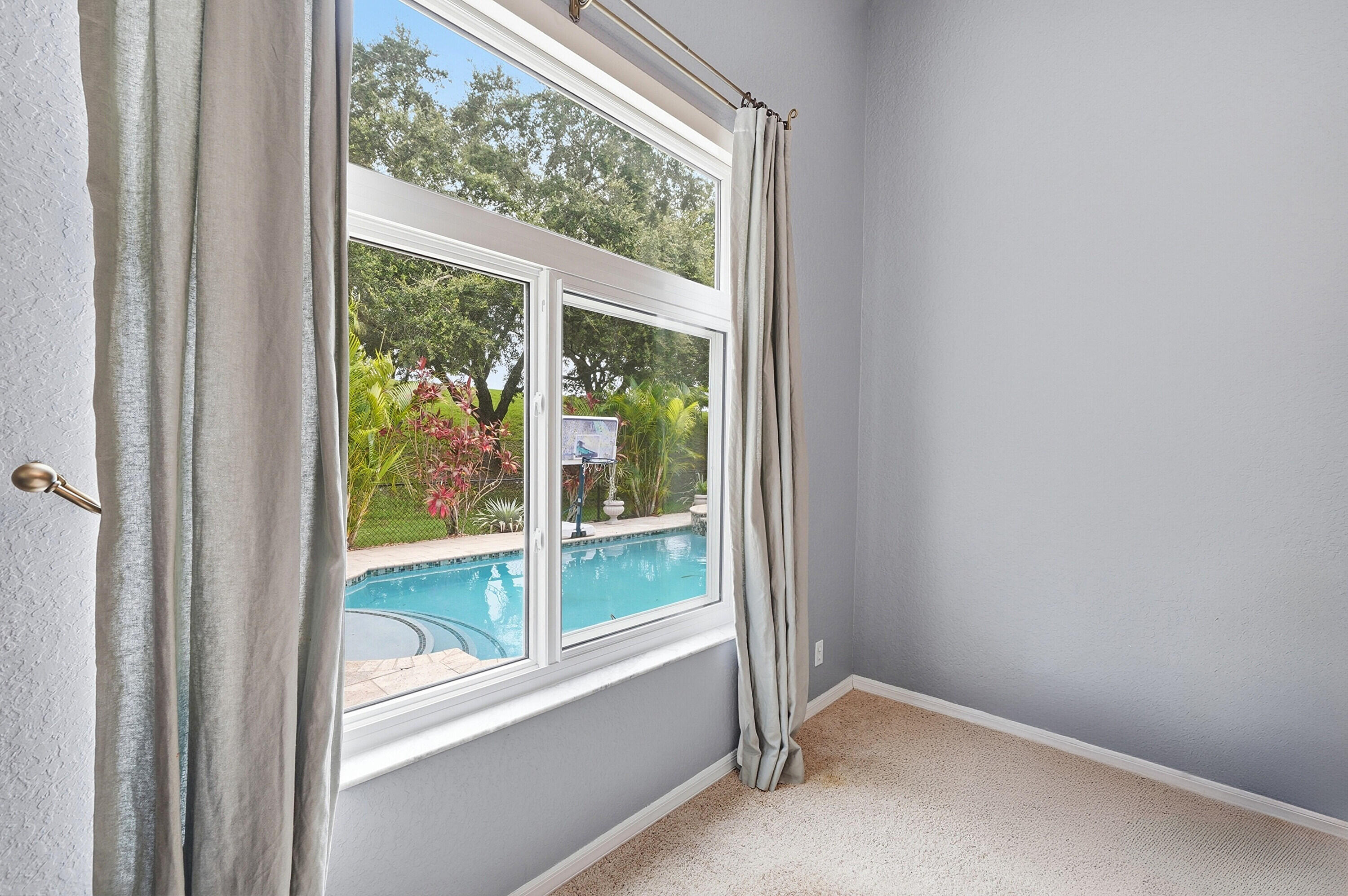 12209 NW 57th Street