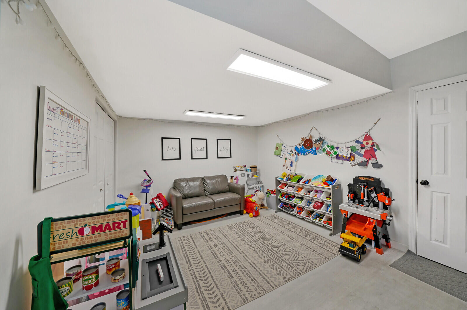 3048 NW 25th Way
