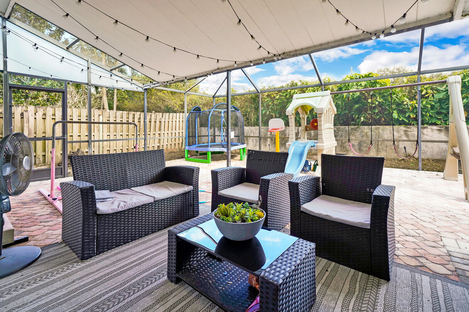 3048 NW 25th Way