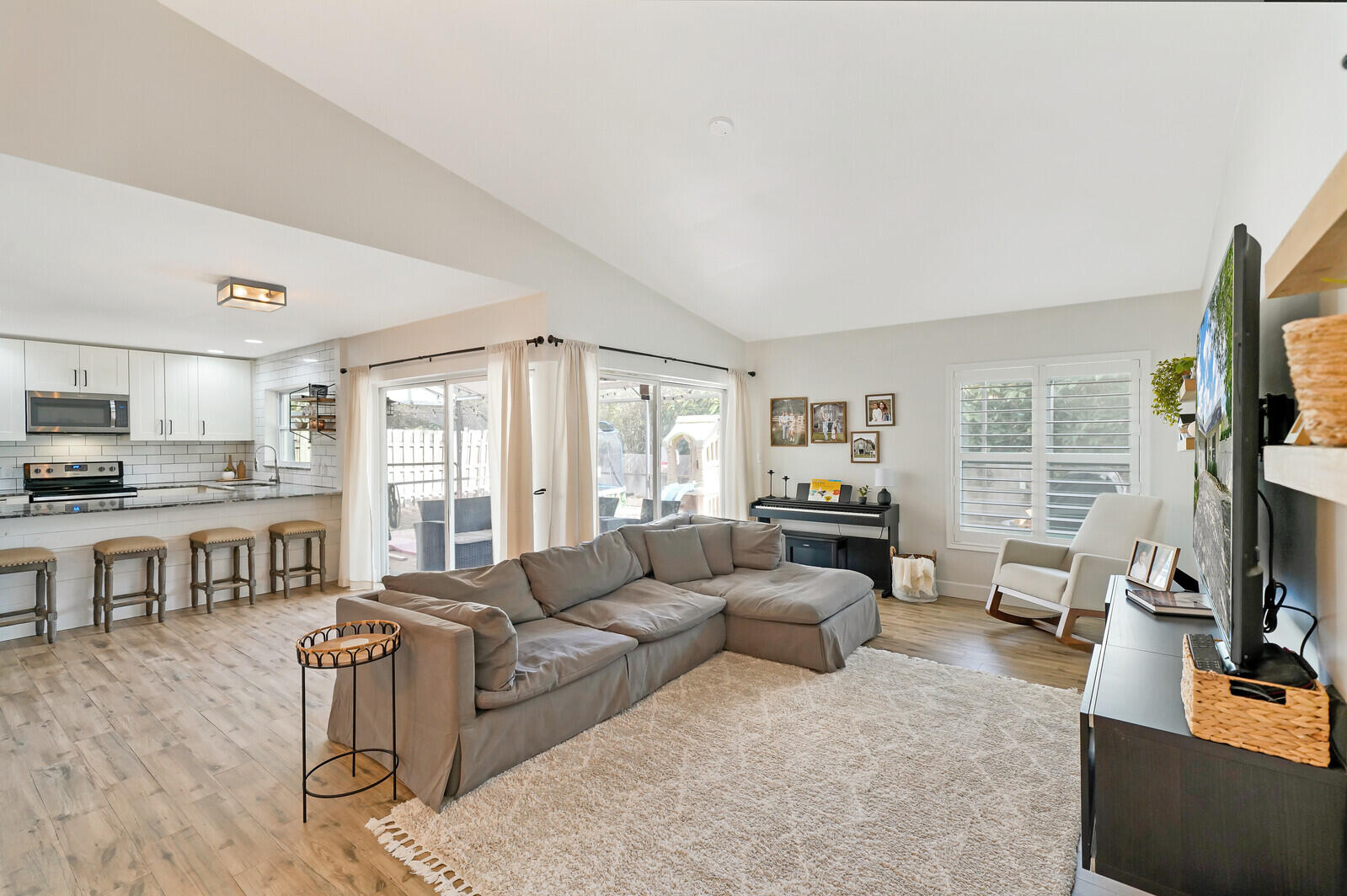 3048 NW 25th Way
