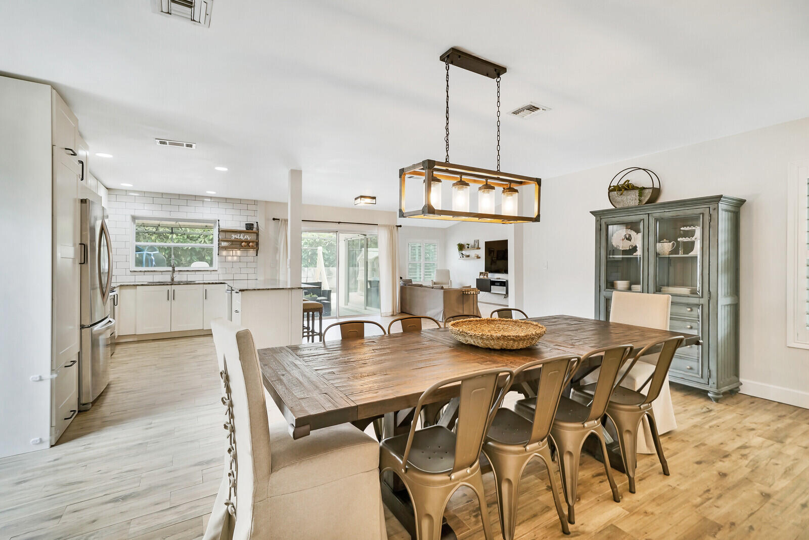 3048 NW 25th Way