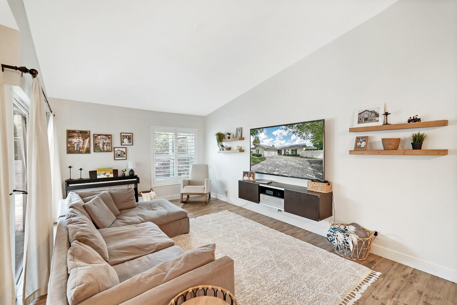 3048 NW 25th Way
