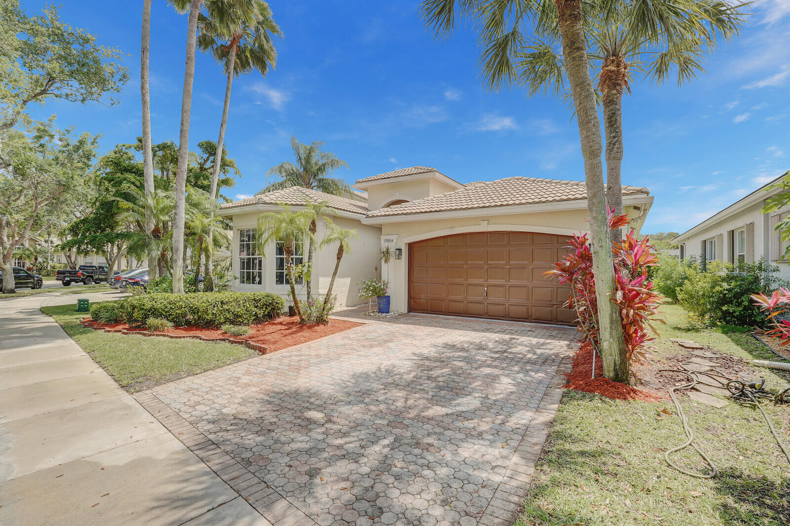 19084 Skyridge Circle