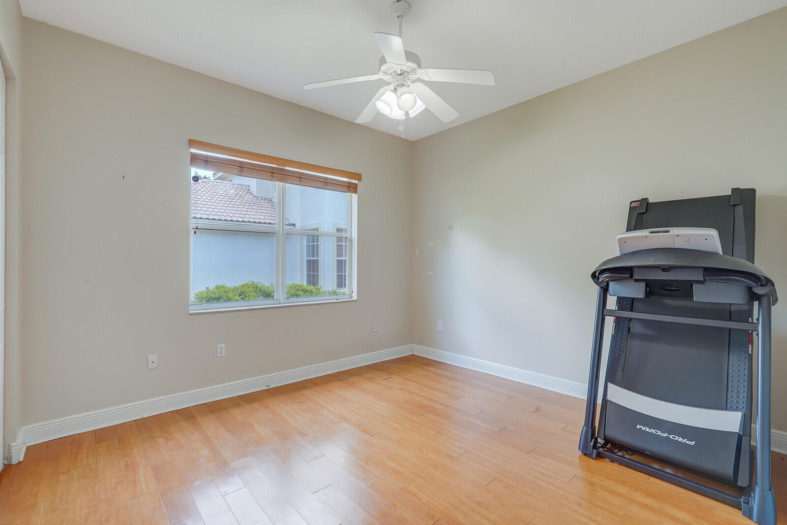 19084 Skyridge Circle