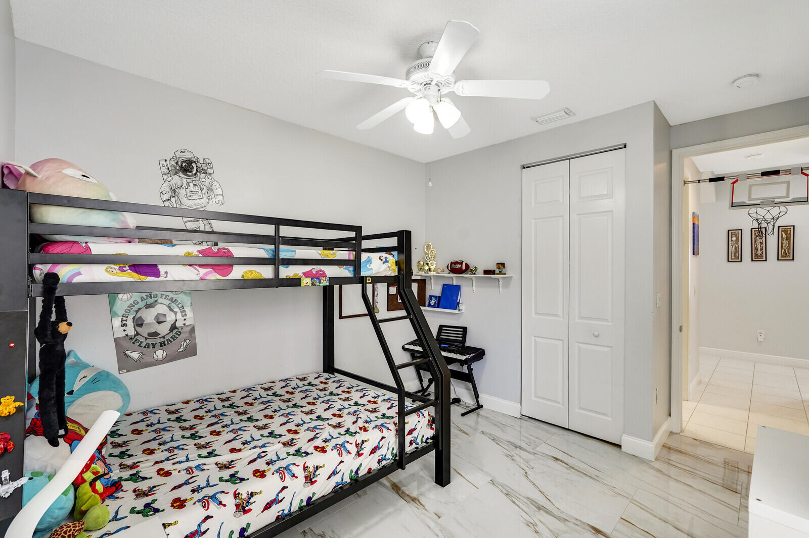 19084 Skyridge Circle