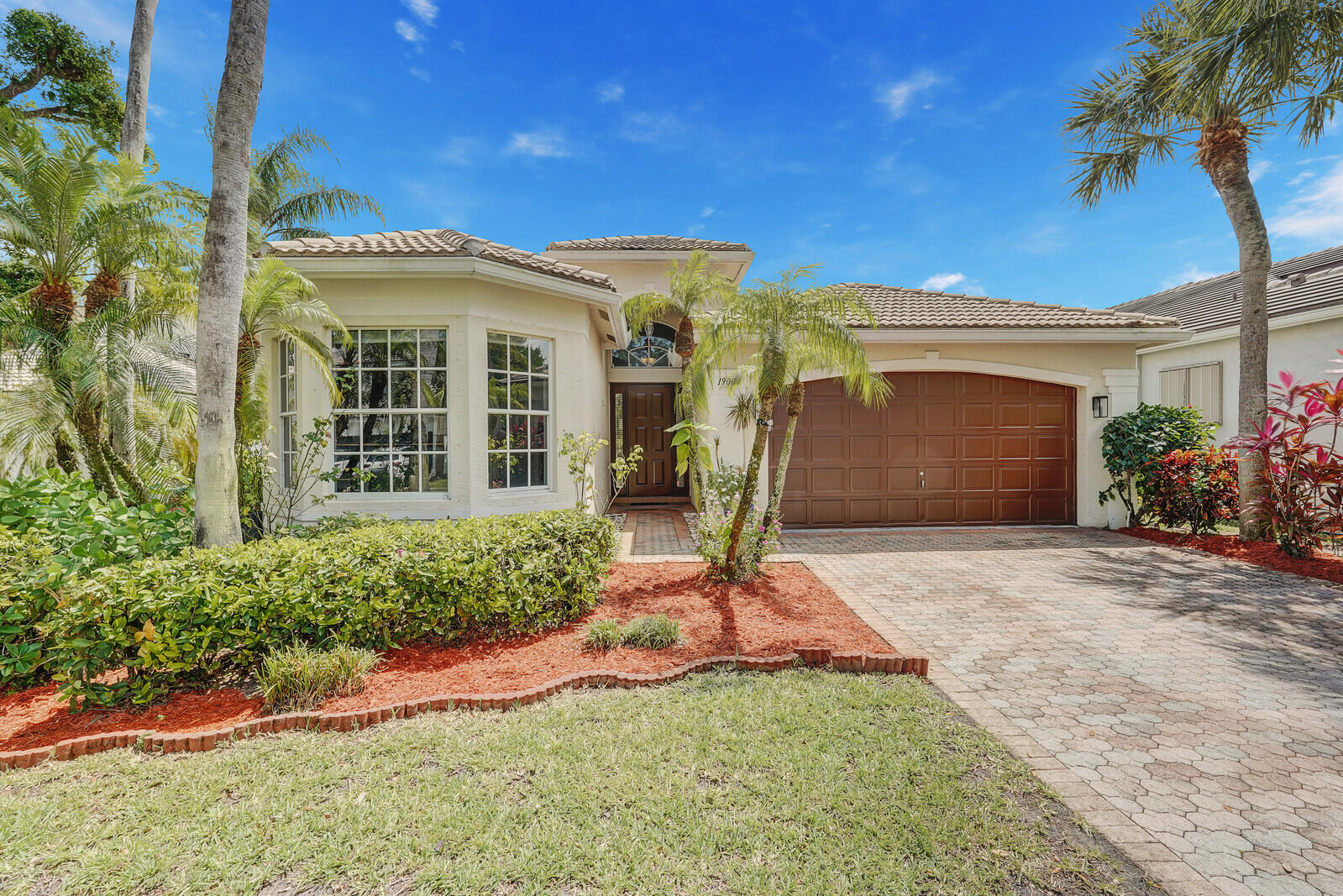 19084 Skyridge Circle