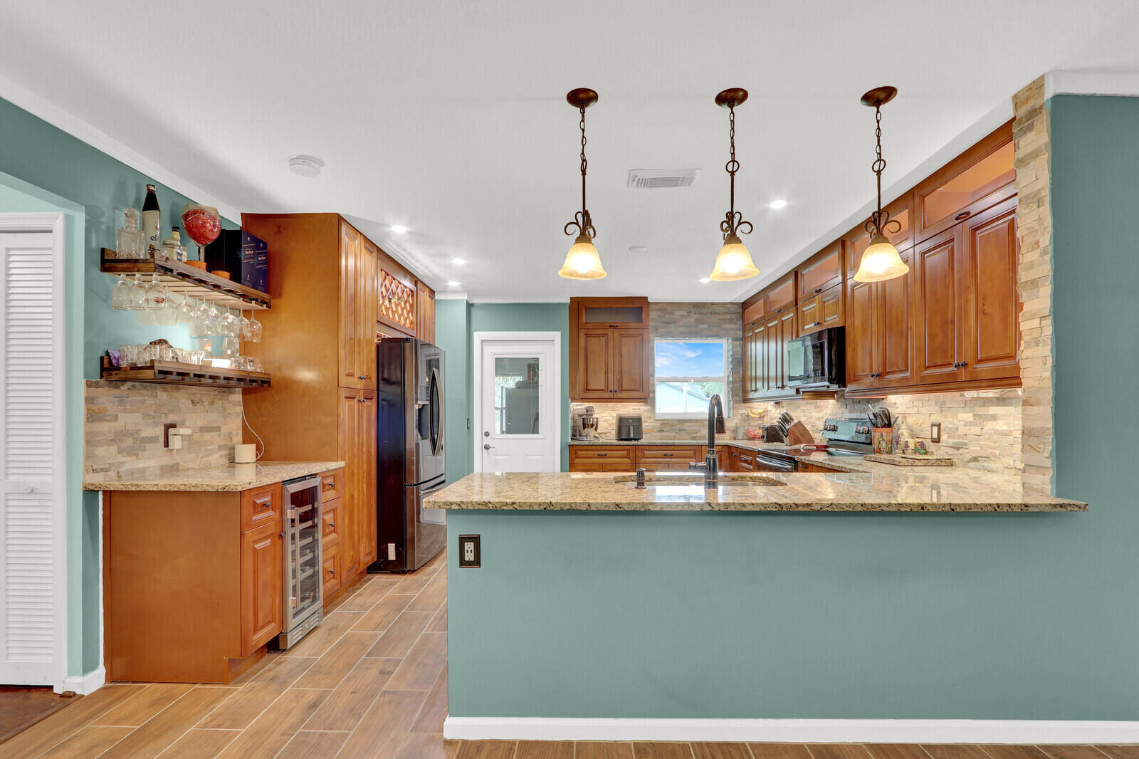 127 Miramar Avenue