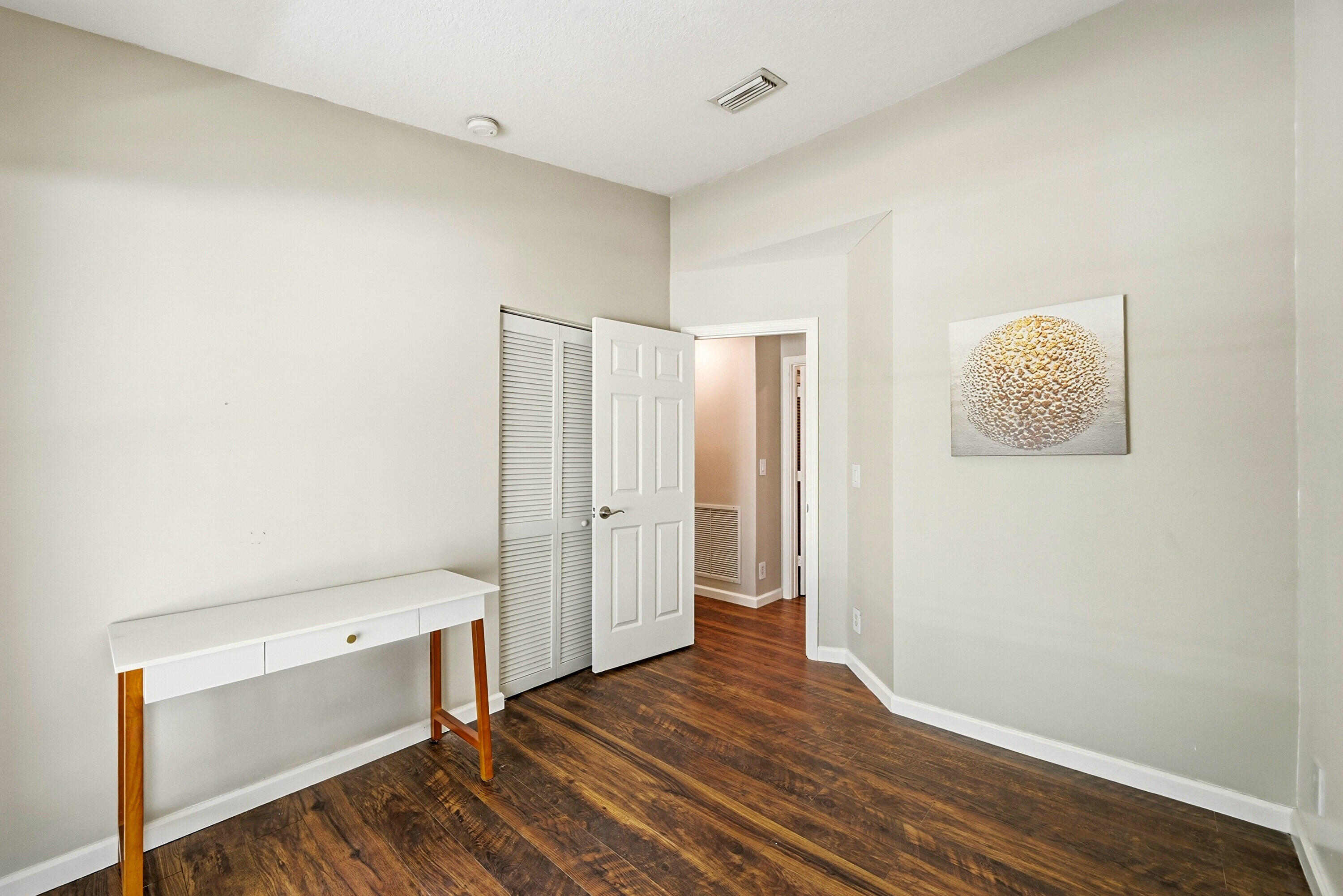 8464 Lagos De Campo Boulevard 8464