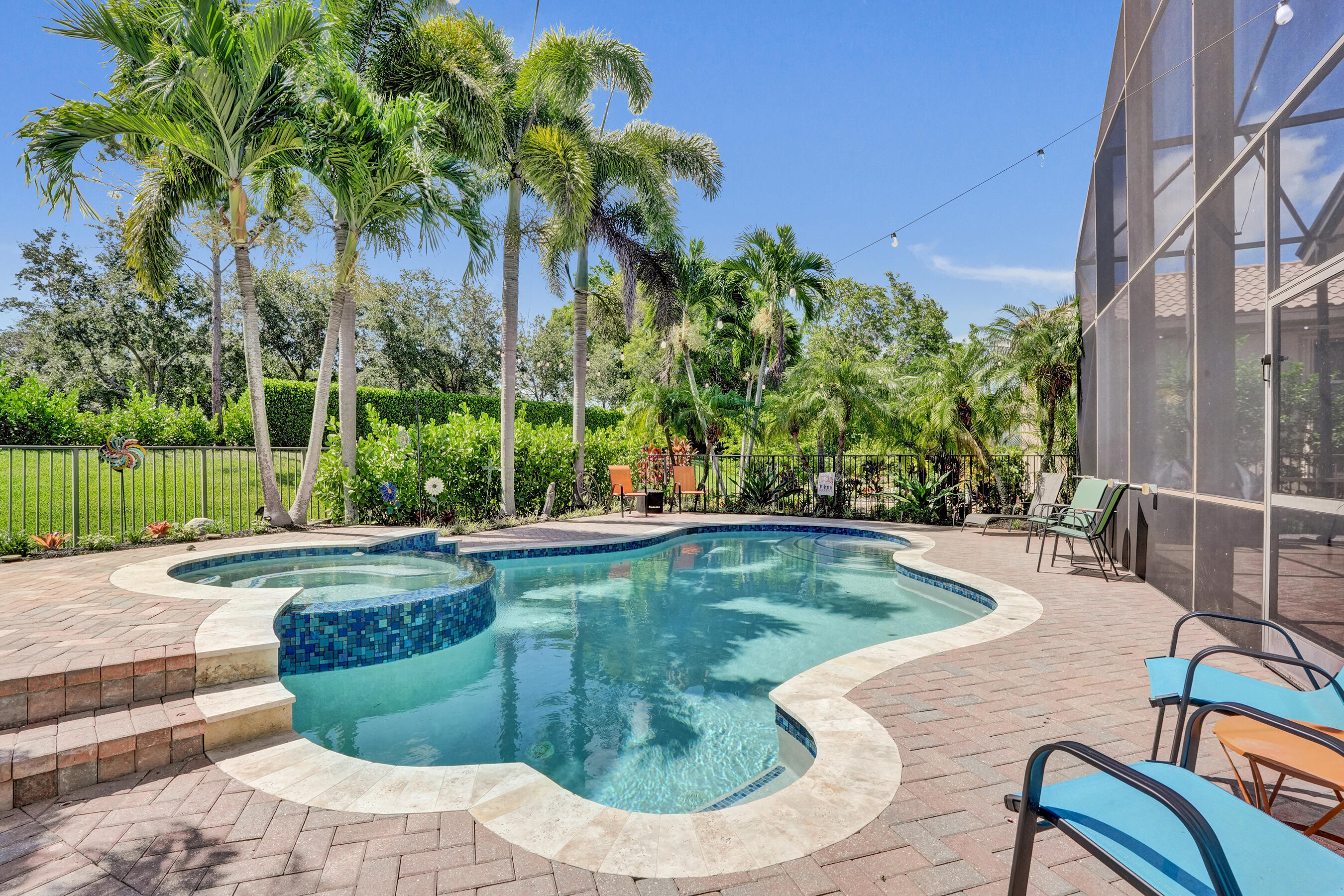 7401 NW 115th Terrace
