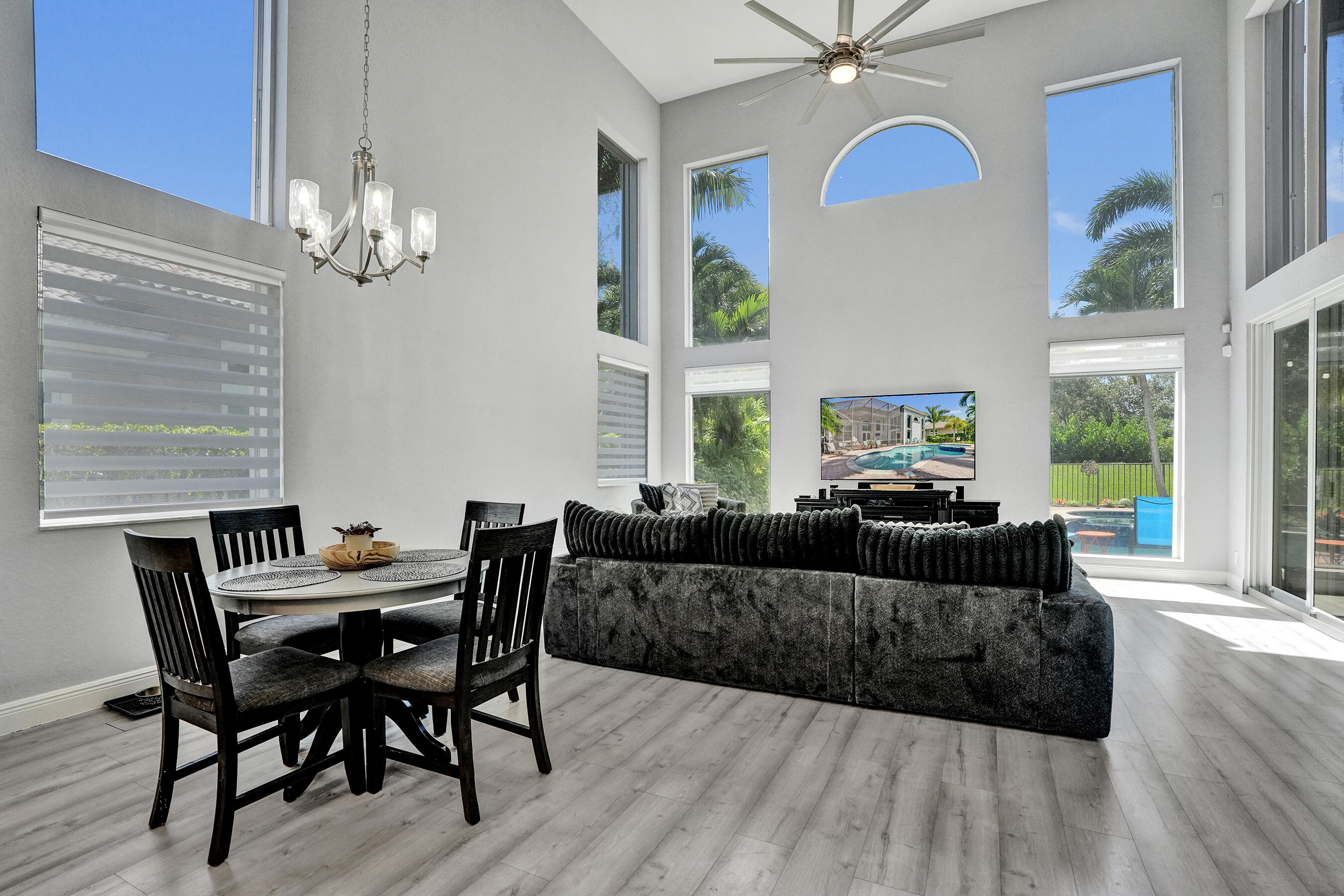 7401 NW 115th Terrace