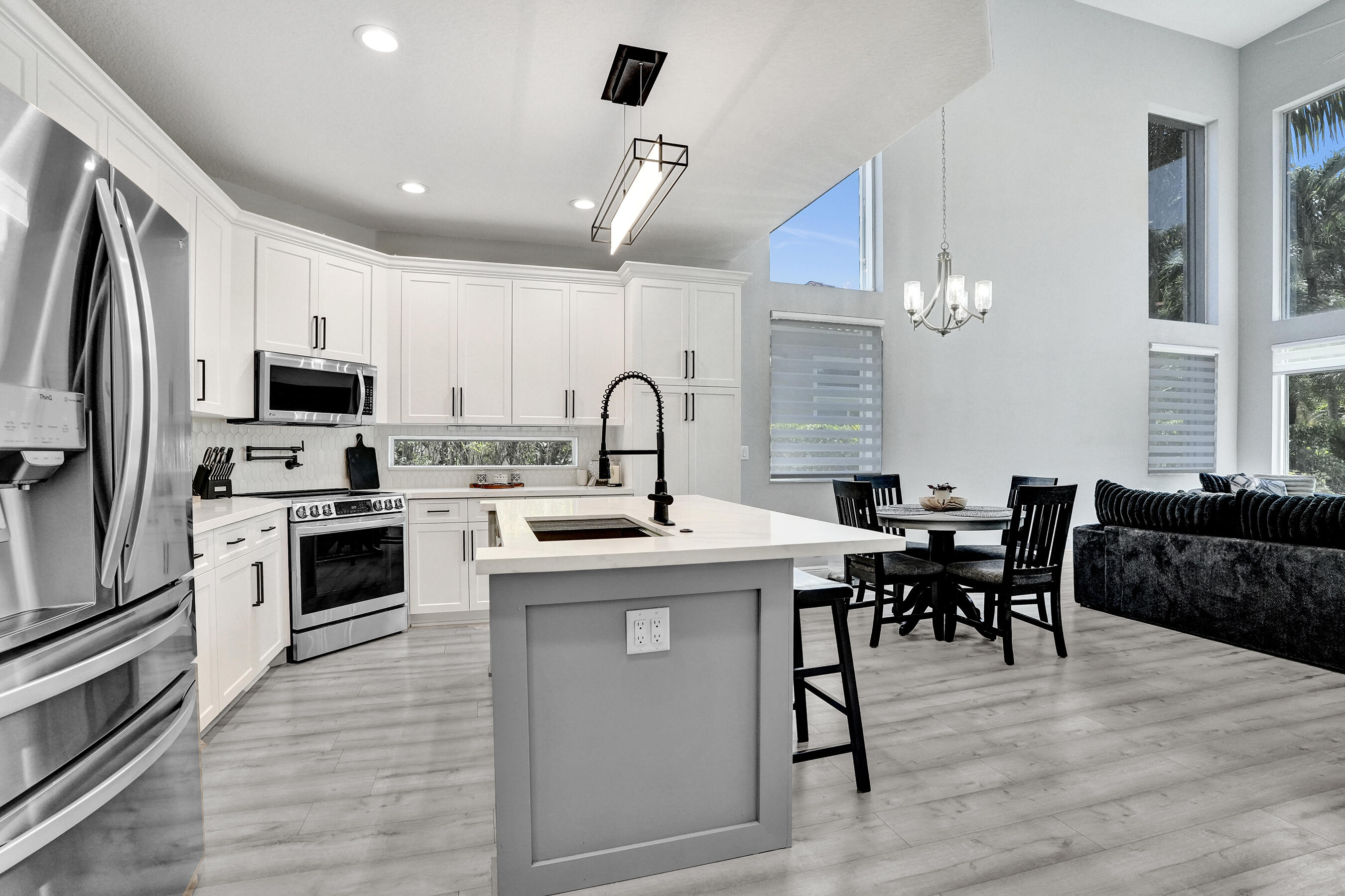 7401 NW 115th Terrace