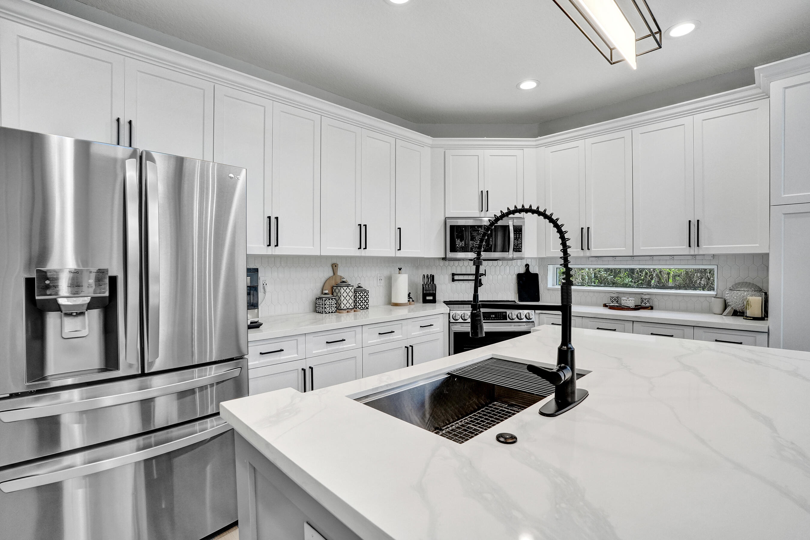 7401 NW 115th Terrace