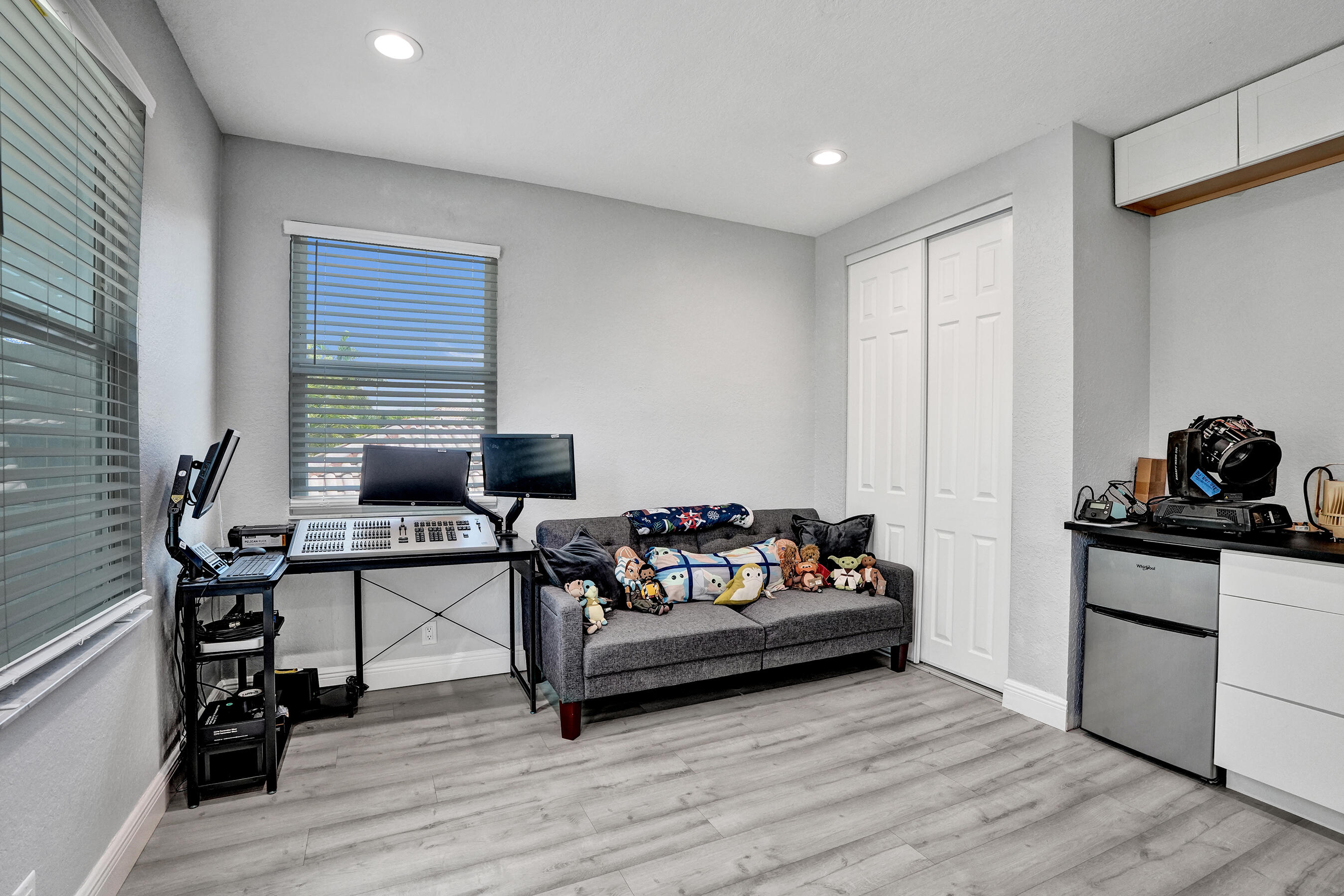7401 NW 115th Terrace