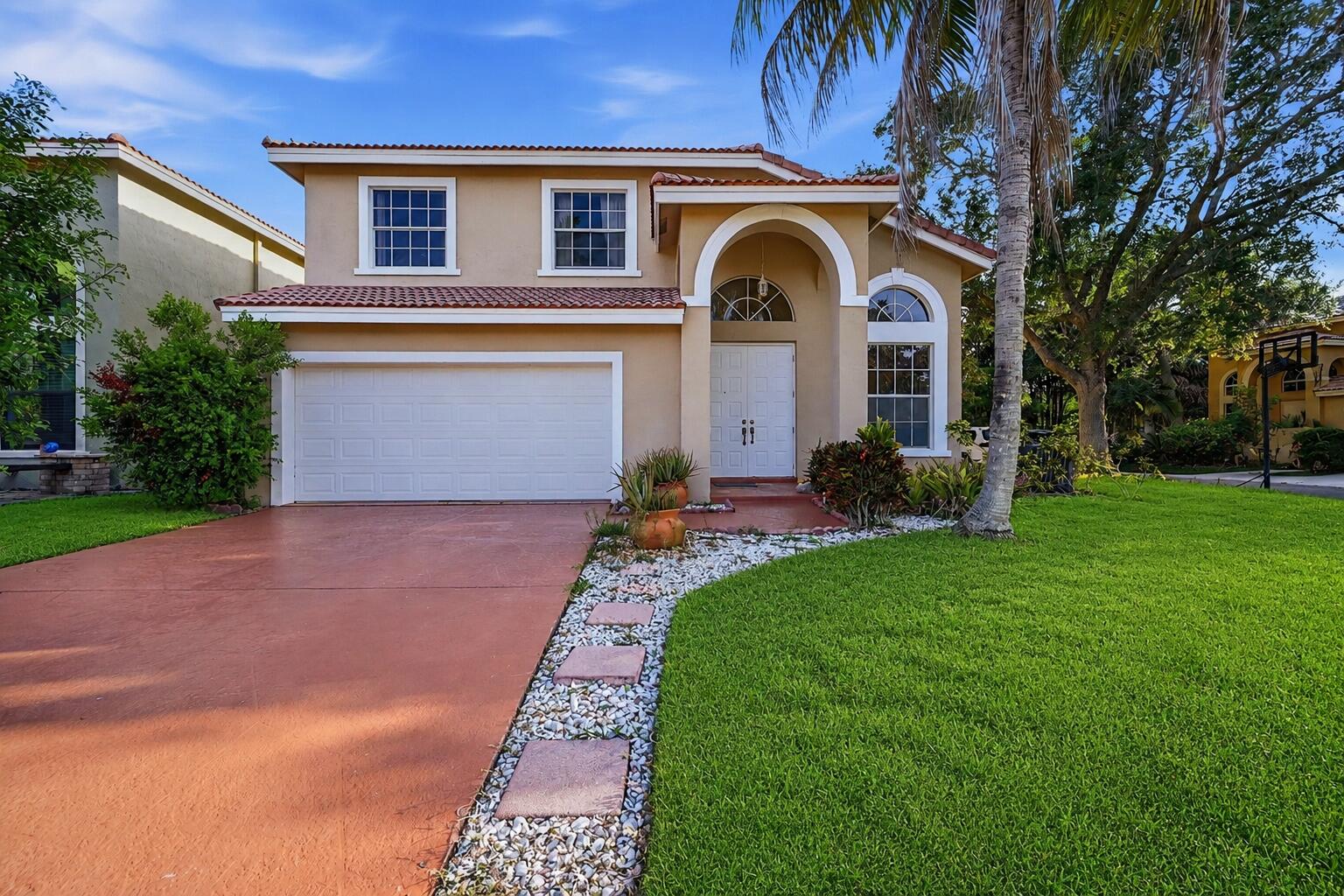 306 NW 115th Way