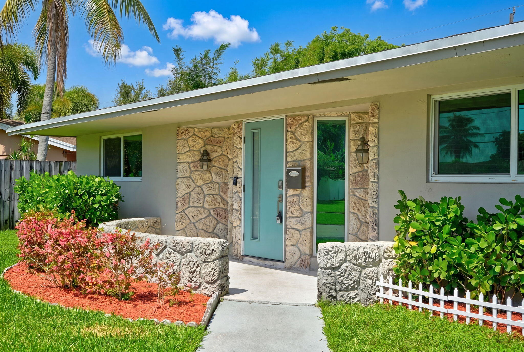 641 NW 43rd Avenue