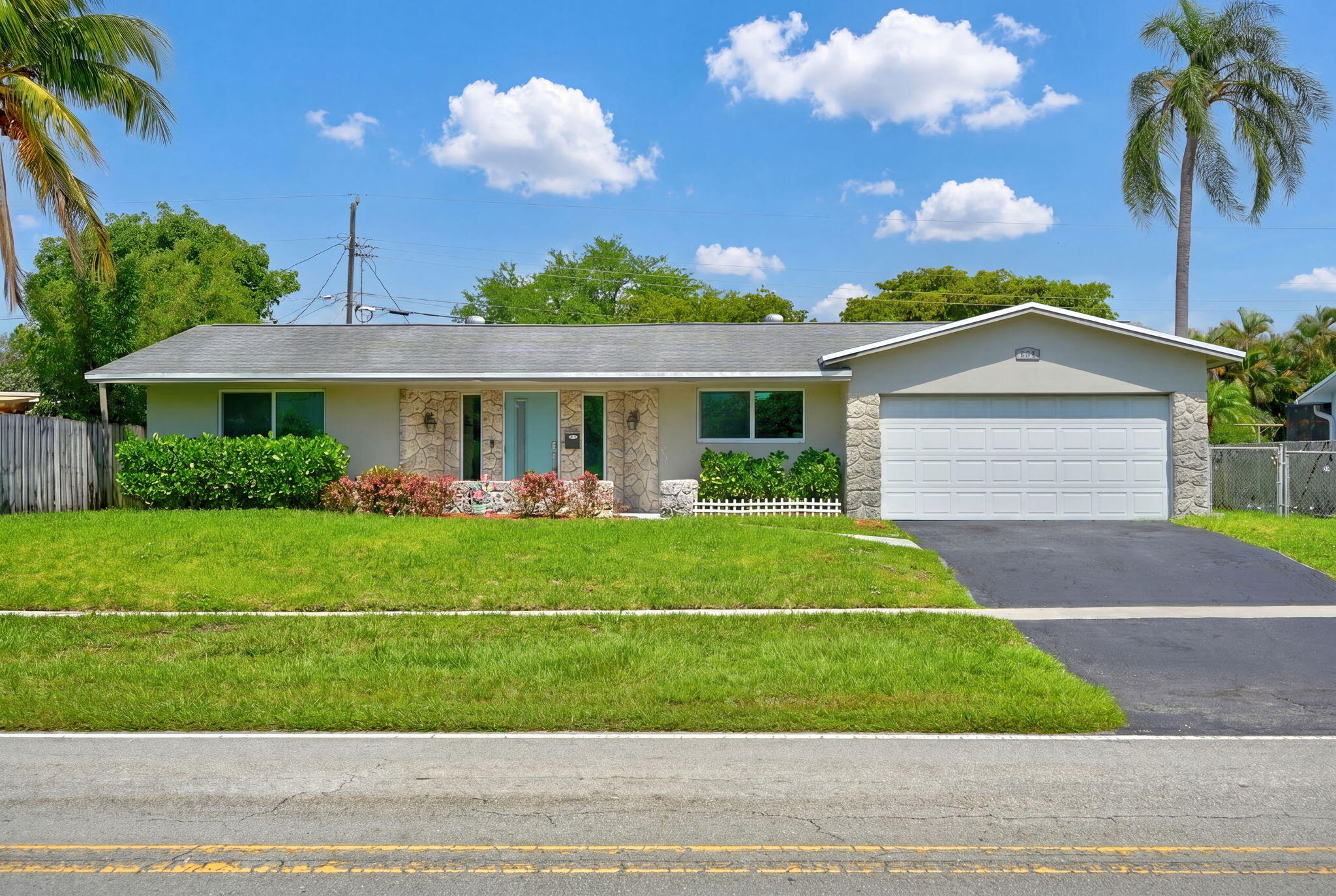 641 NW 43rd Avenue